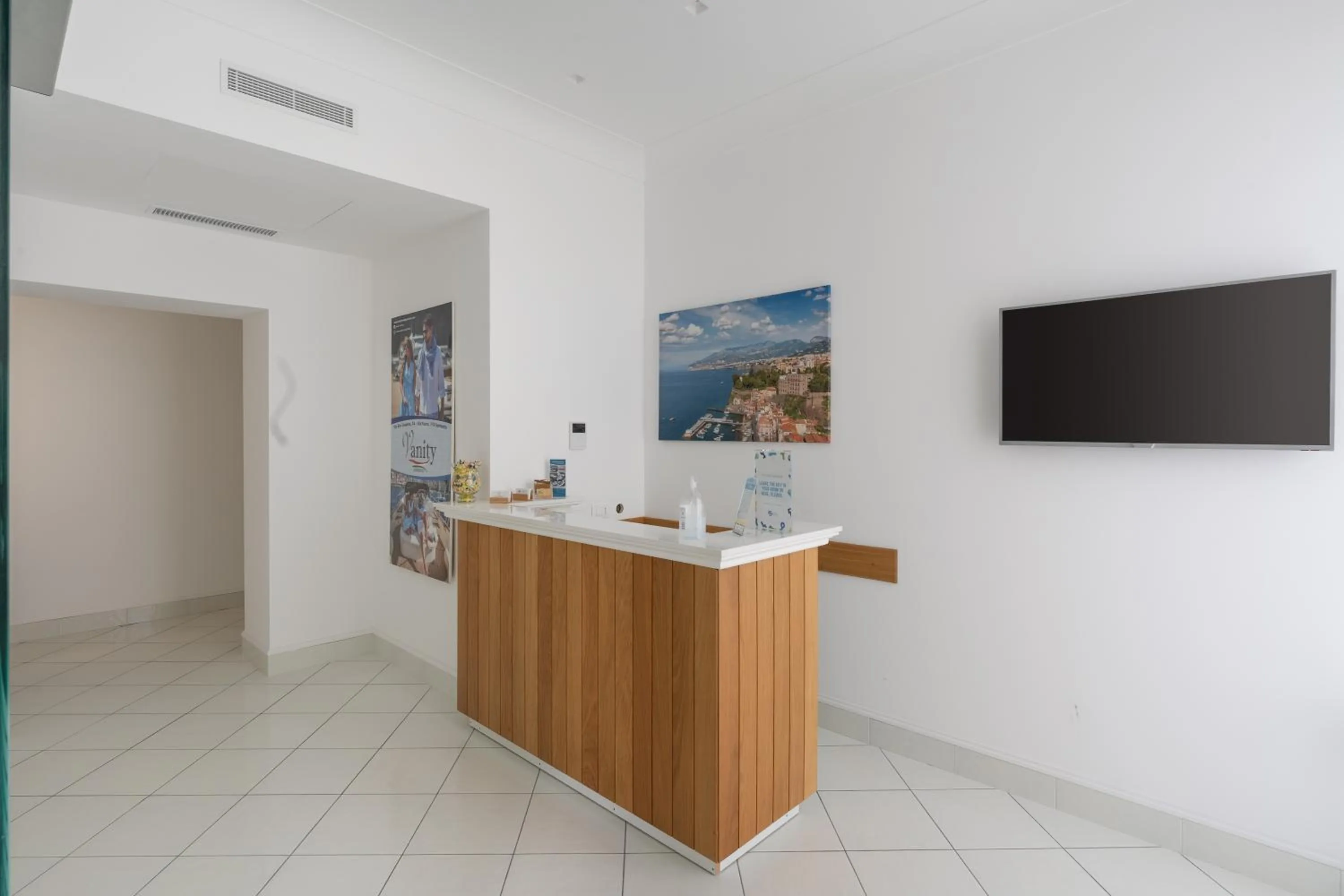 Lobby or reception in Duomo Guest House - Stay in Sorrento