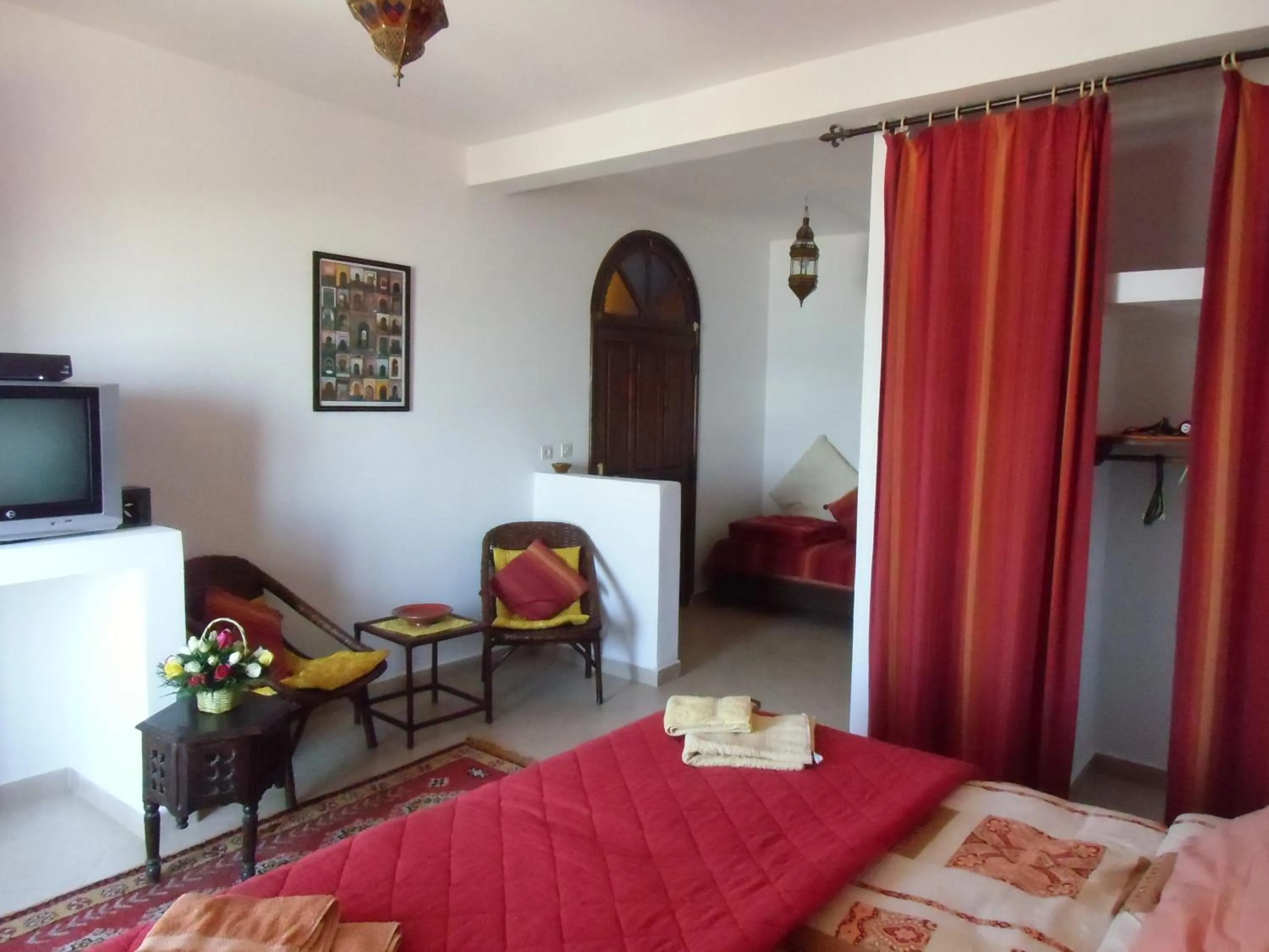 Photo of the whole room, Bed in Villa Sunset B&B