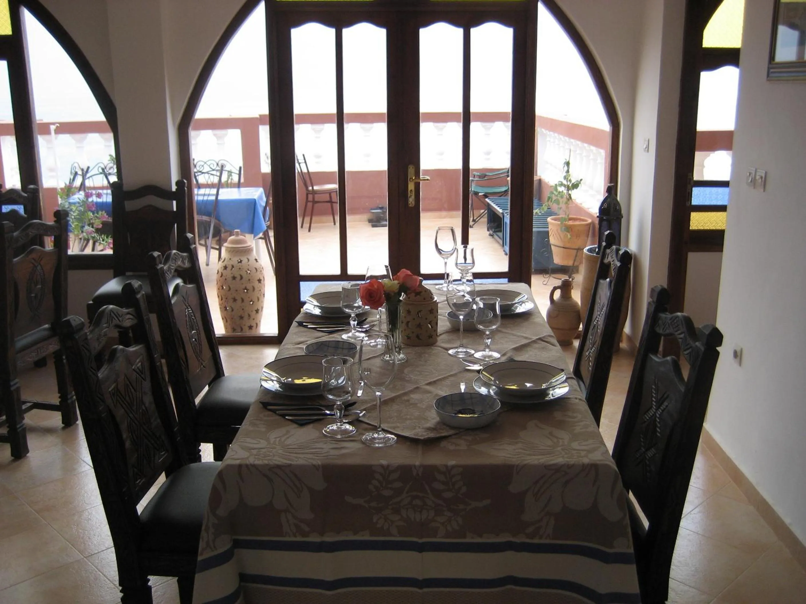 Restaurant/places to eat in Villa Sunset B&B