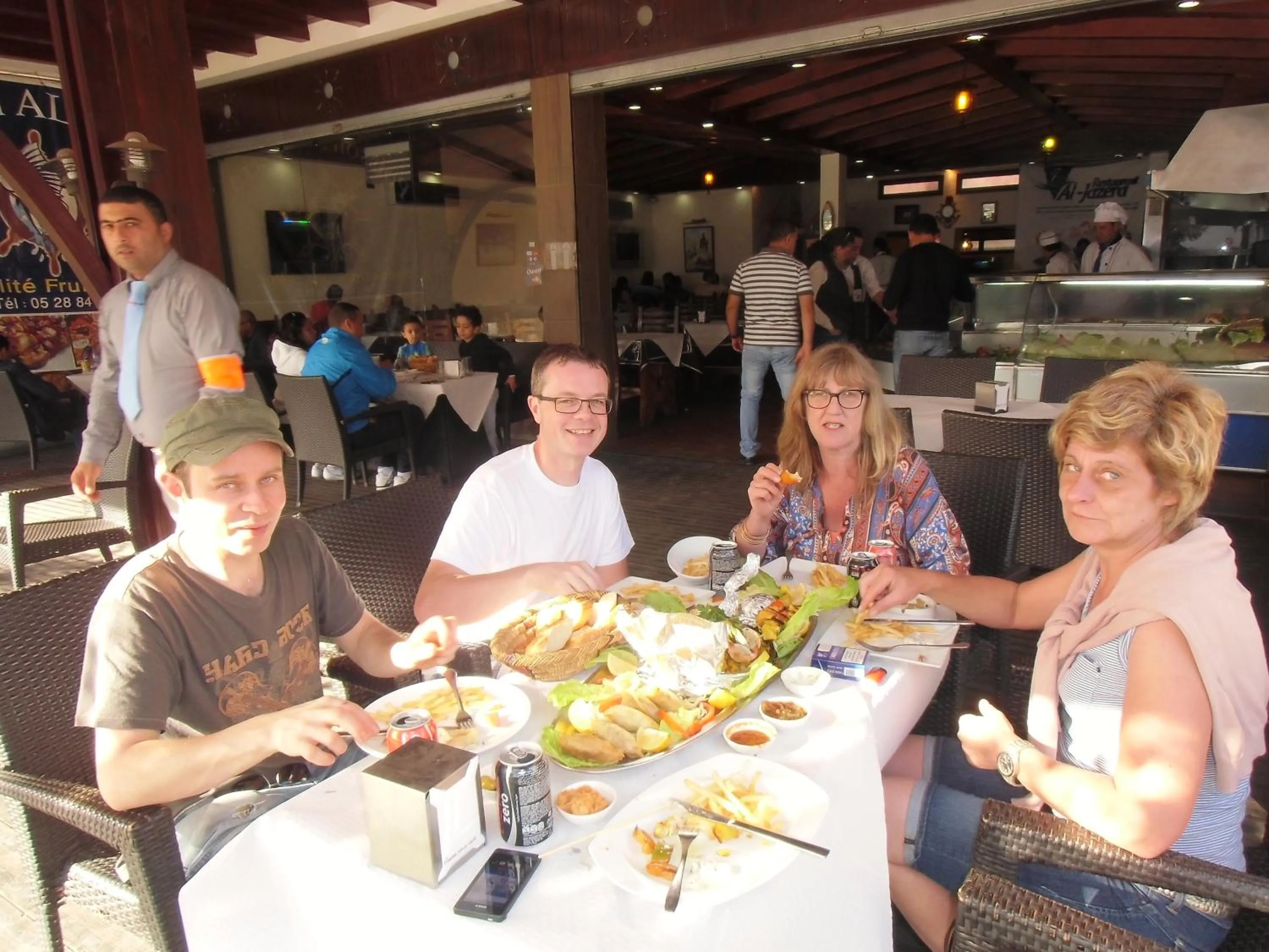 Restaurant/places to eat in Villa Sunset B&B