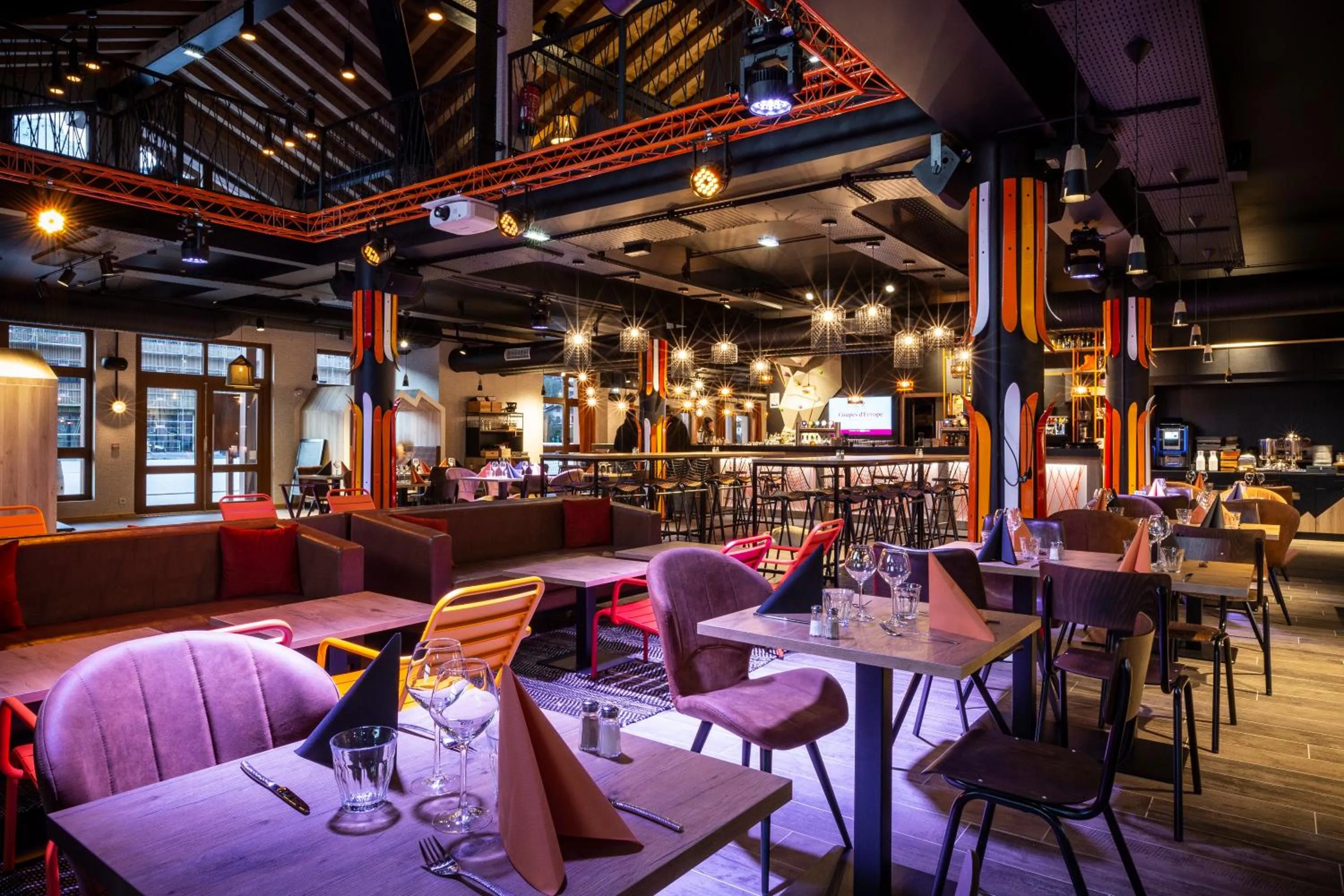 Restaurant/places to eat in Hotel Base Camp Lodge - Bourg Saint Maurice