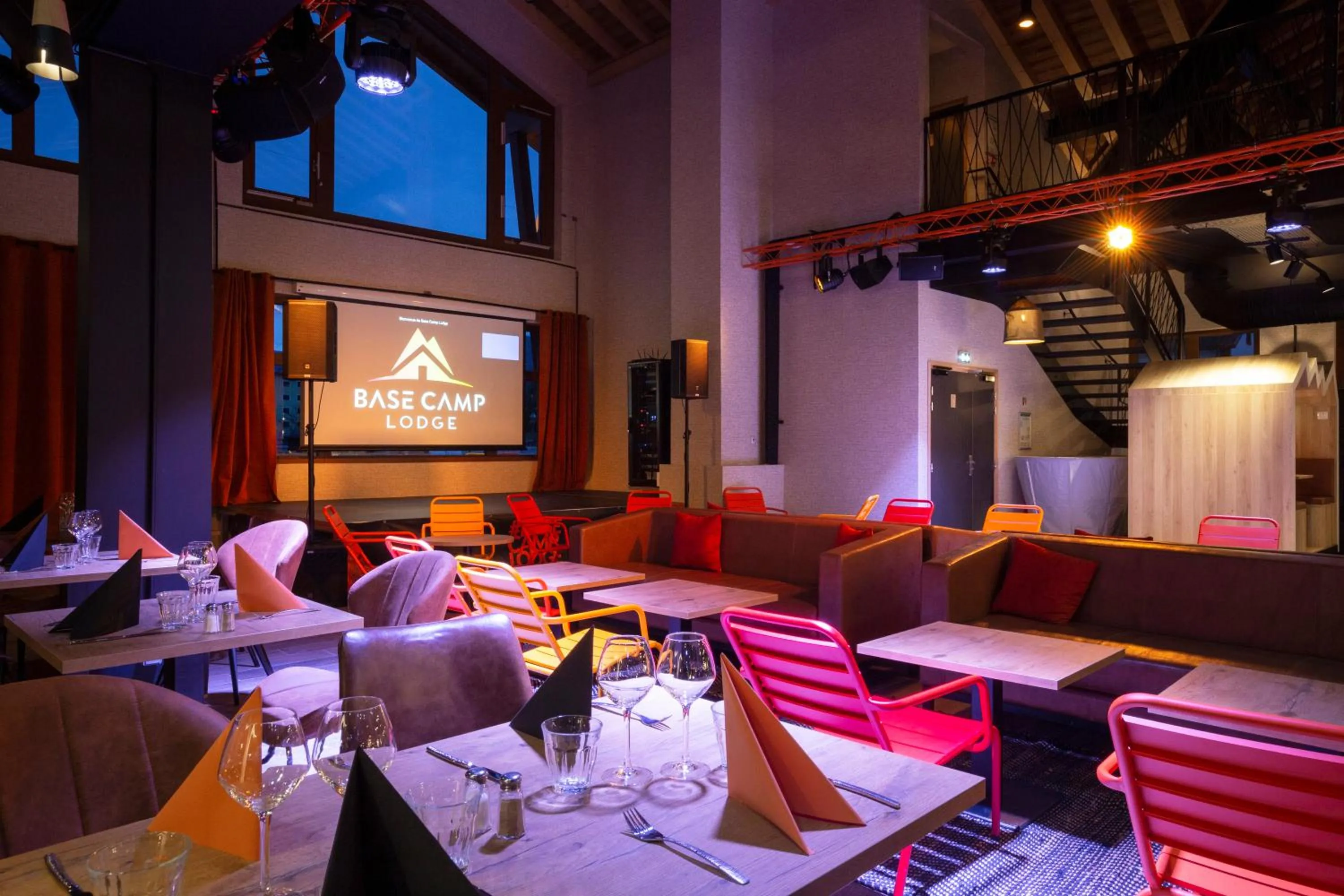 Restaurant/places to eat in Hotel Base Camp Lodge - Bourg Saint Maurice