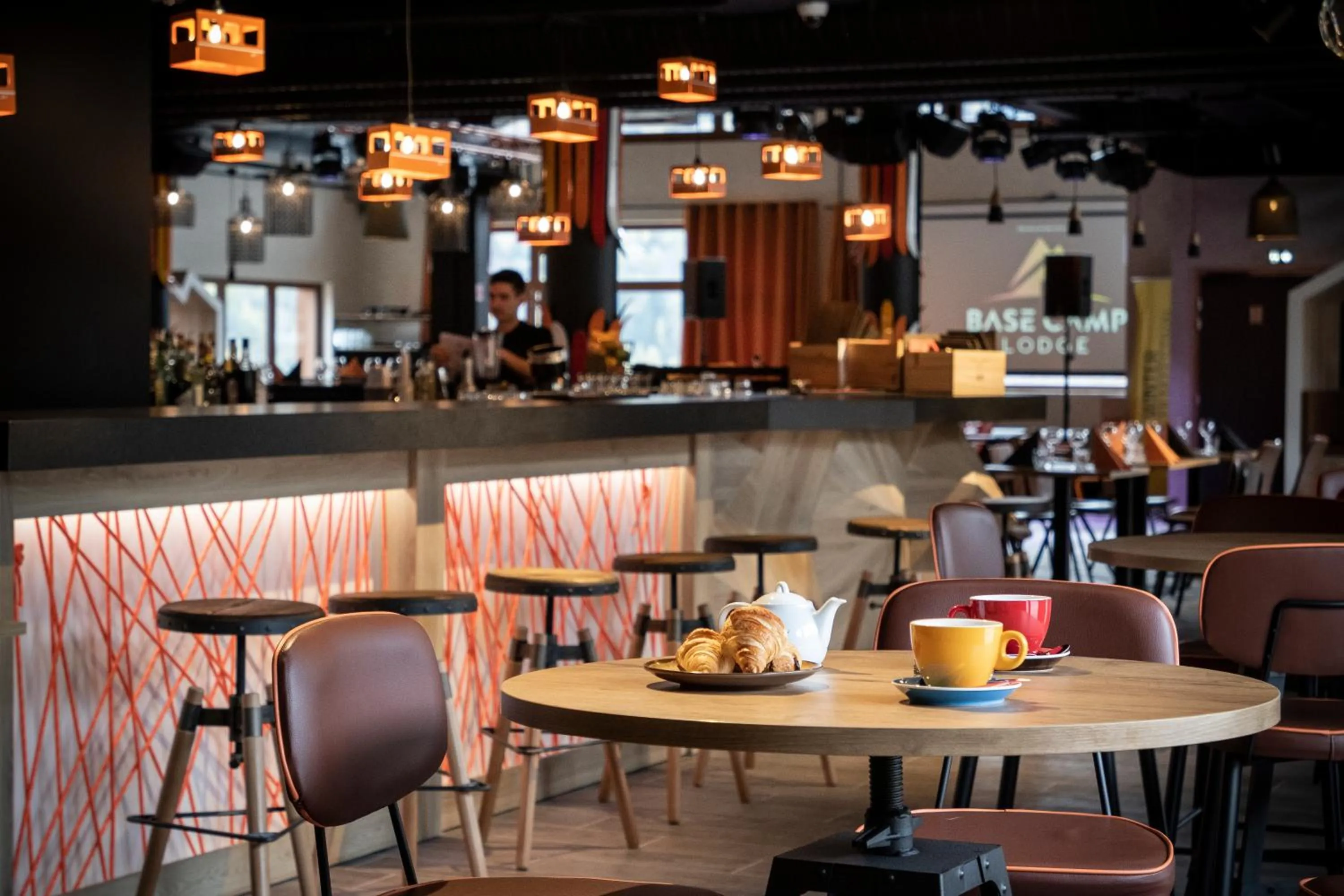 Restaurant/places to eat in Hotel Base Camp Lodge - Bourg Saint Maurice