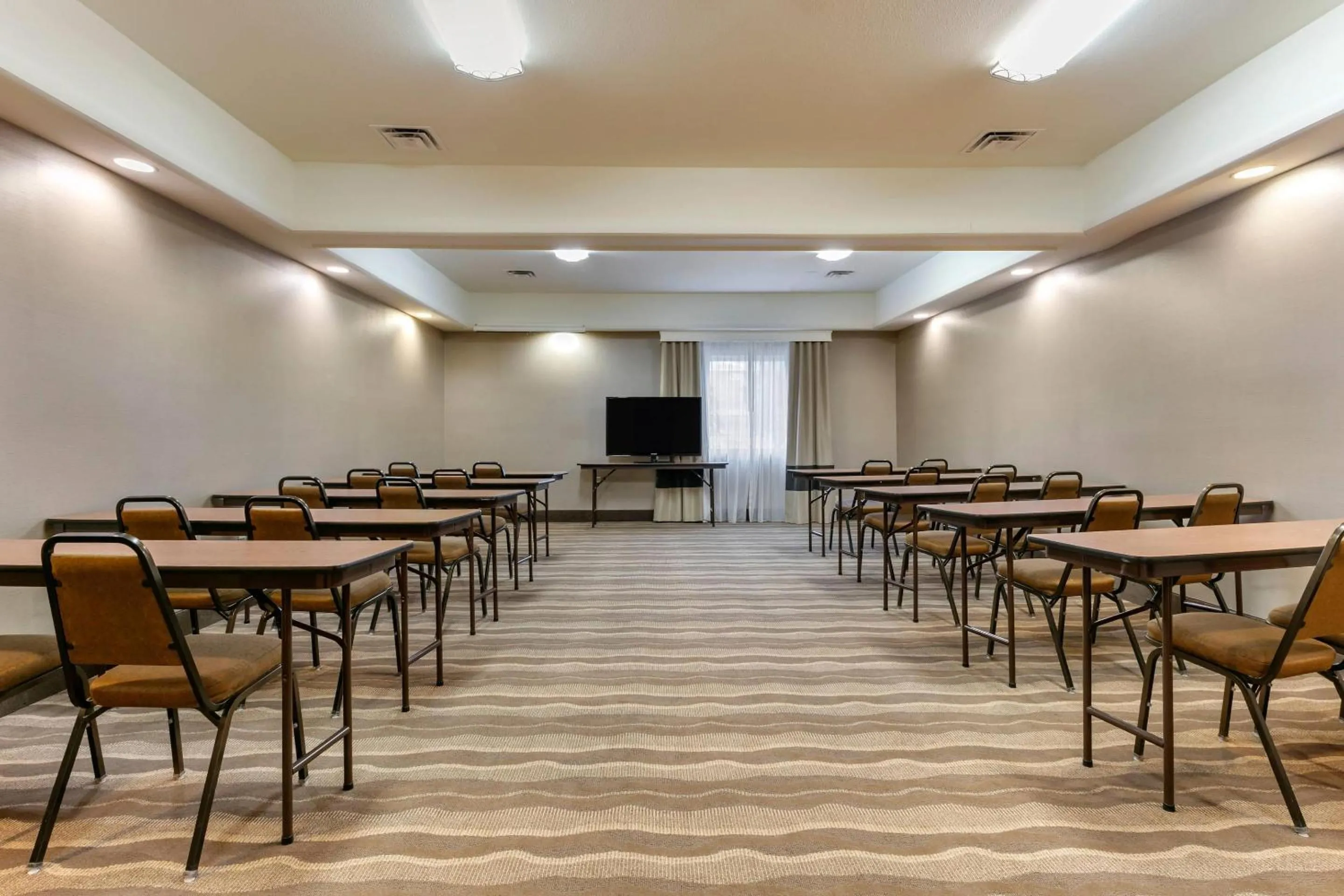 Meeting/conference room in Comfort Suites Batesville