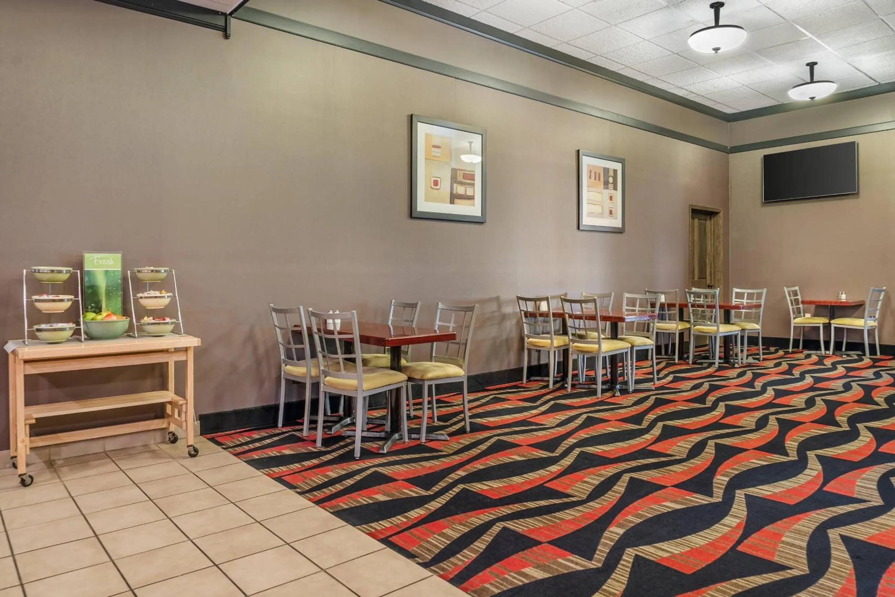 Breakfast in Quality Inn & Suites Next to the Casino