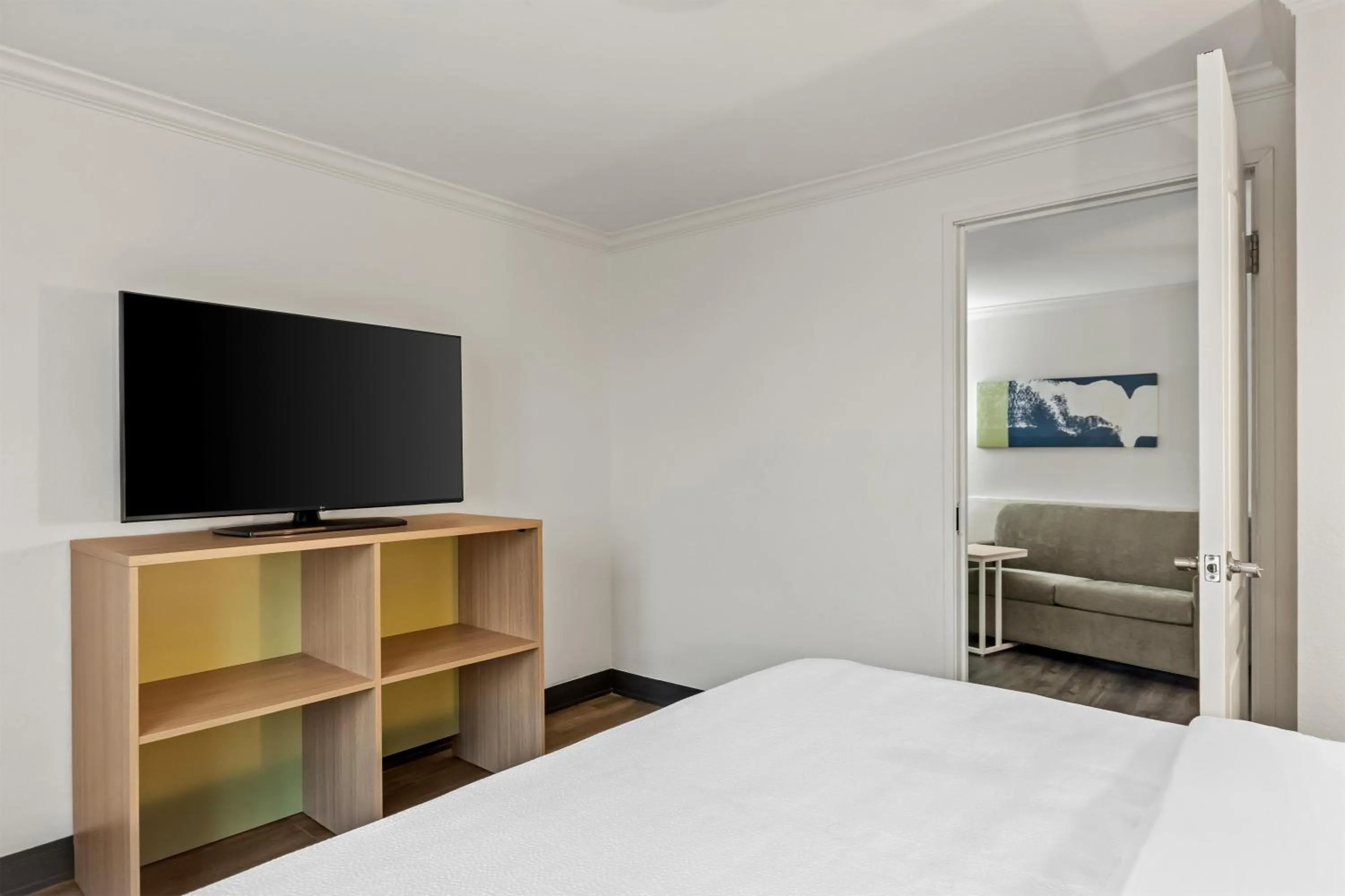 Bed in Spark by Hilton Cincinnati Fairfield