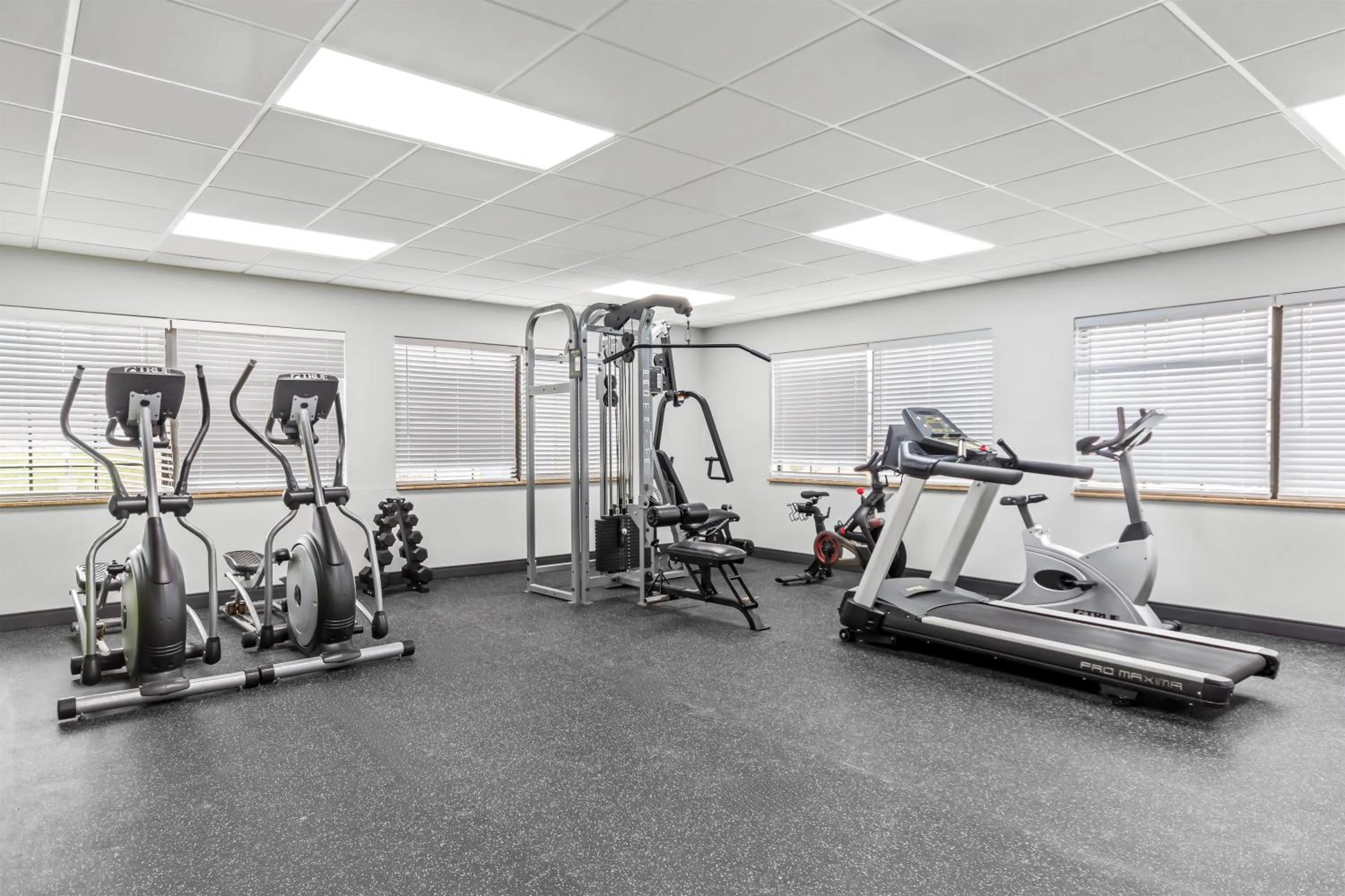 Fitness centre/facilities in Spark by Hilton Cincinnati Fairfield