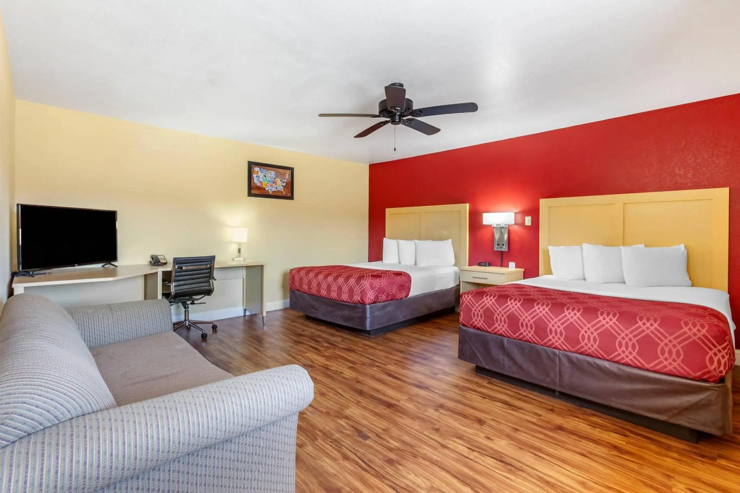 Bedroom, Bed in Econo Lodge Clovis Bedroom, Bed in Econo Lodge Clovis