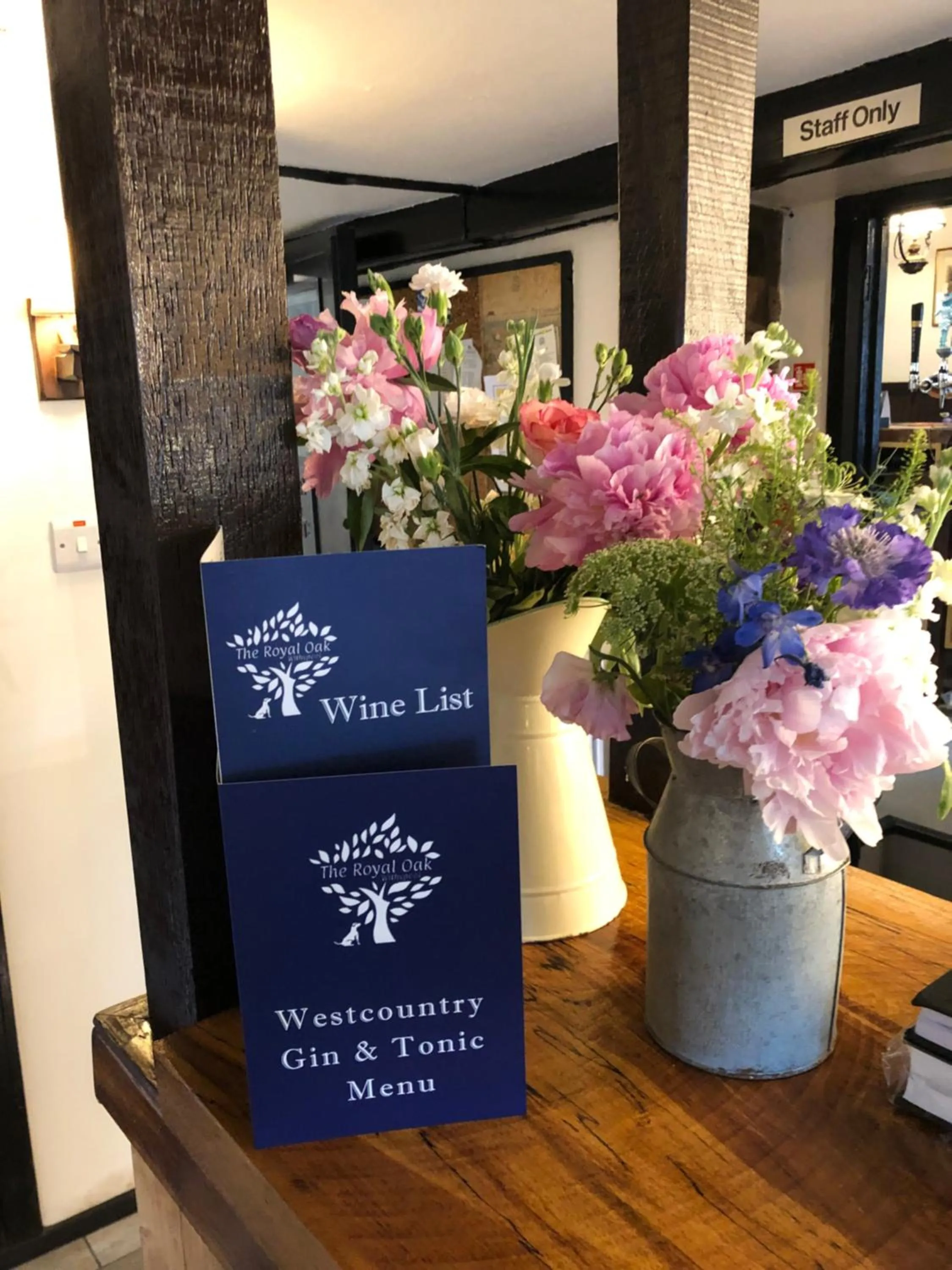 Living room in The Royal Oak Inn