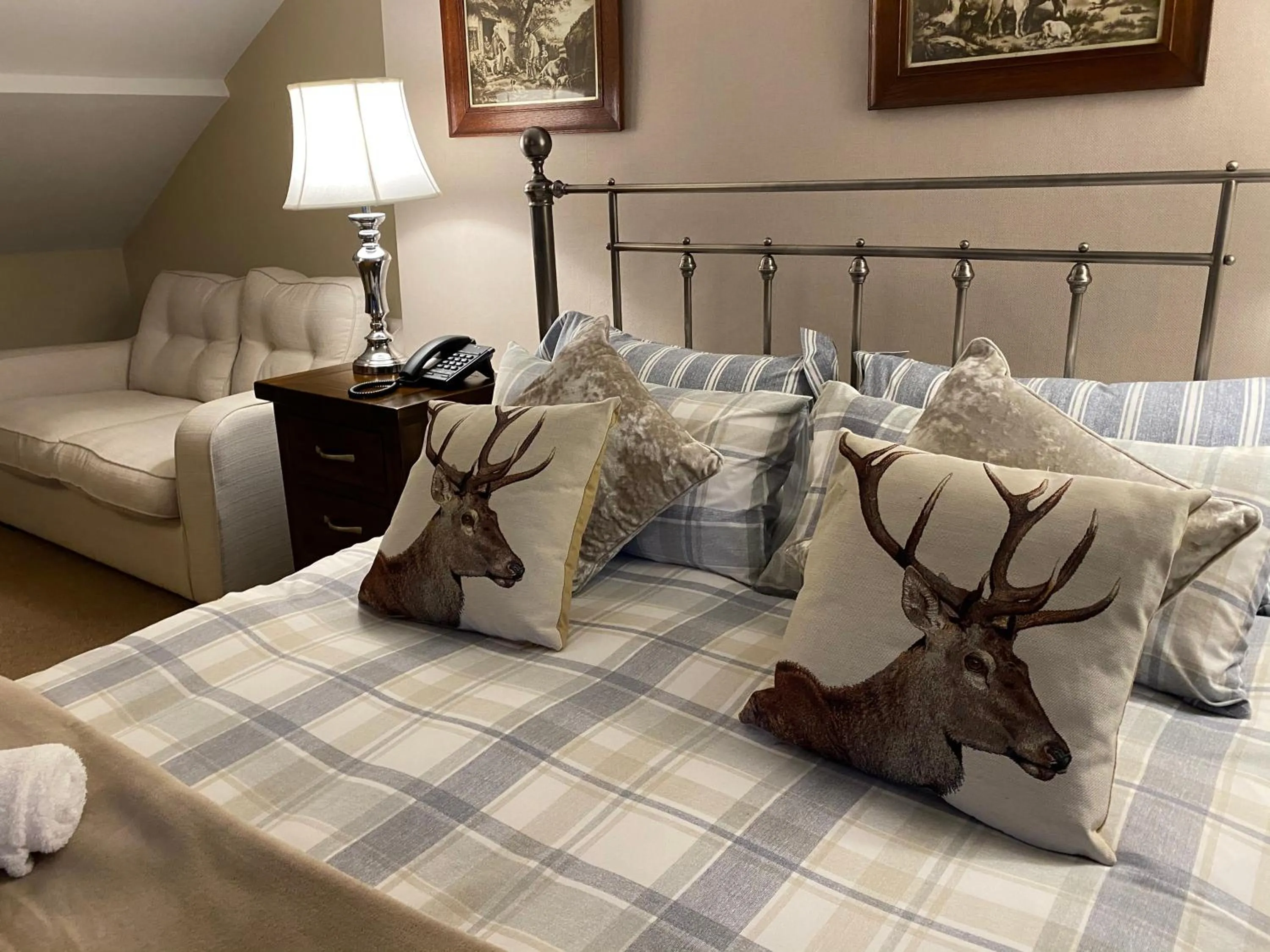 Bed in The Royal Oak Inn