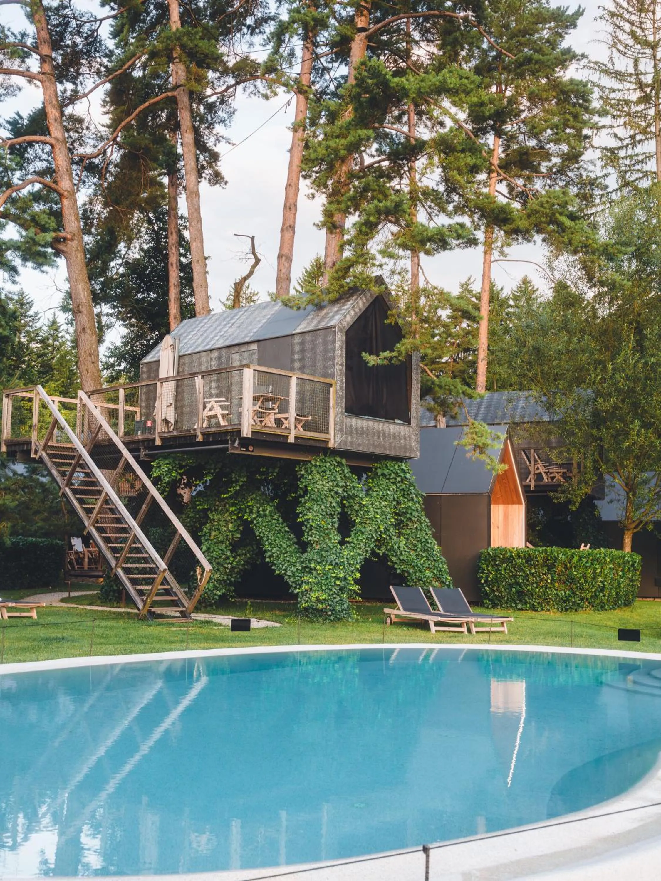 Luxury glamping Chocolate village