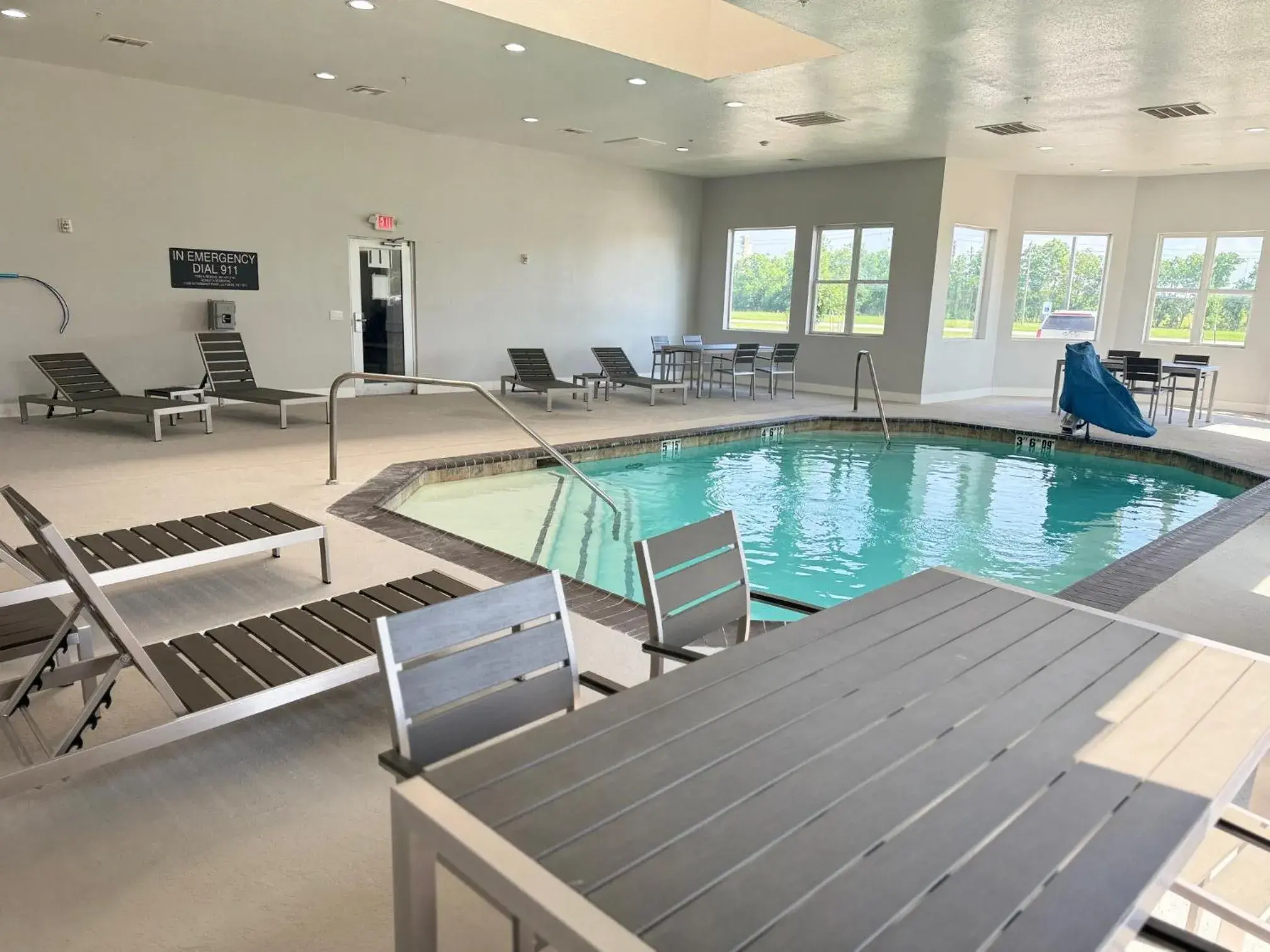 Swimming Pool in Quality Inn & Suites La Porte