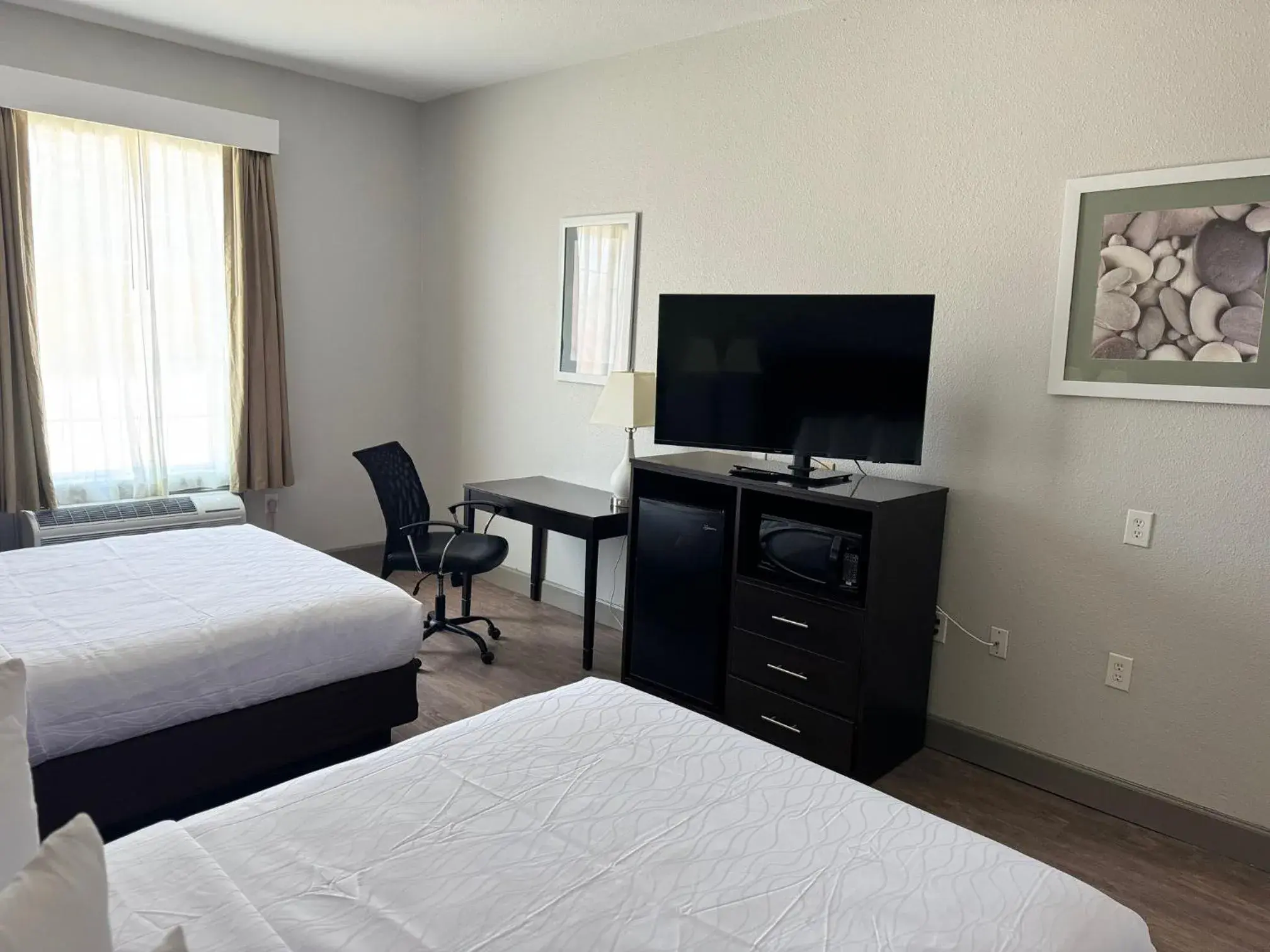 Bedroom, Bed in Quality Inn & Suites La Porte