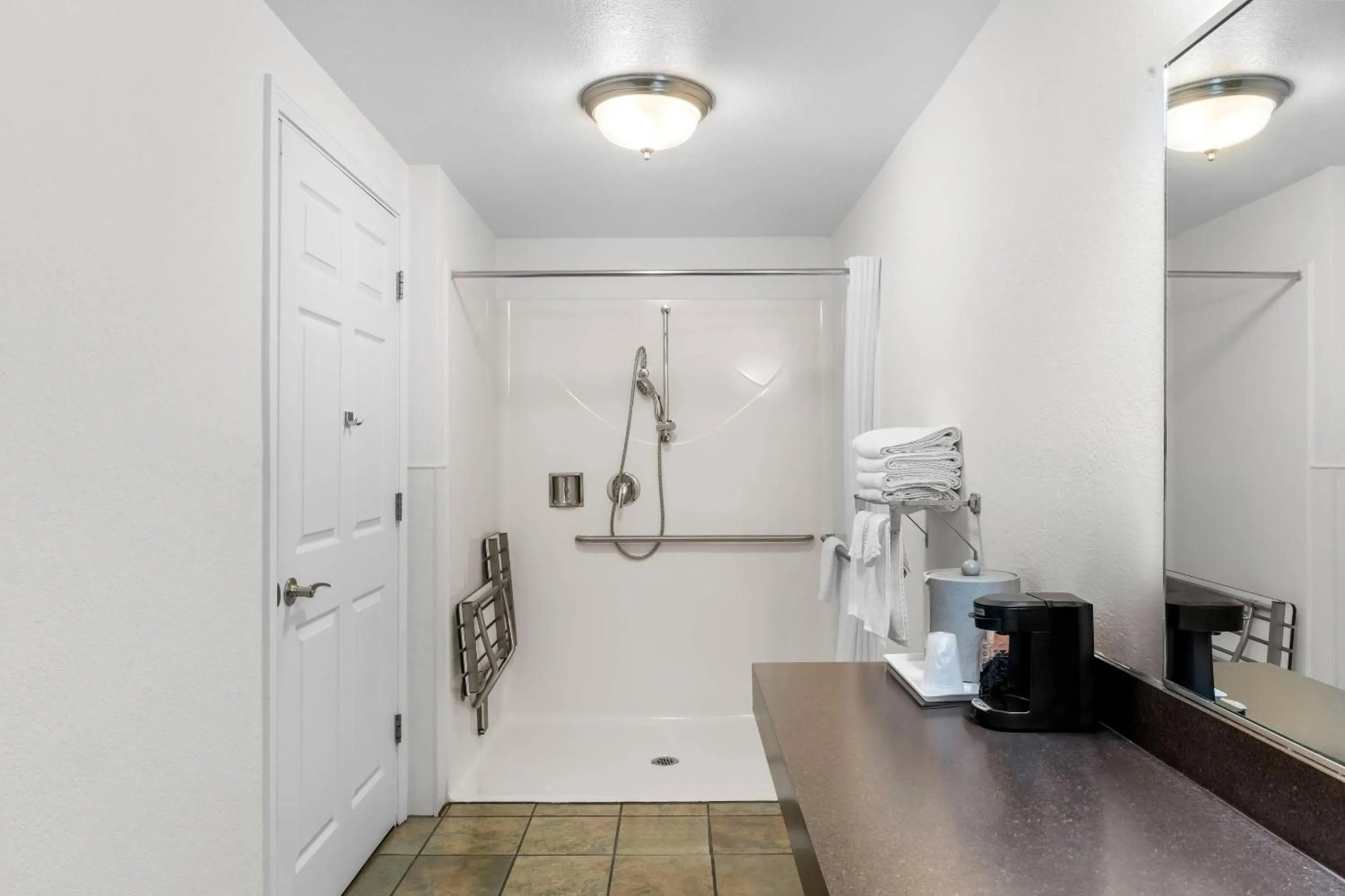 Bedroom in Econo Lodge Miles City I-94