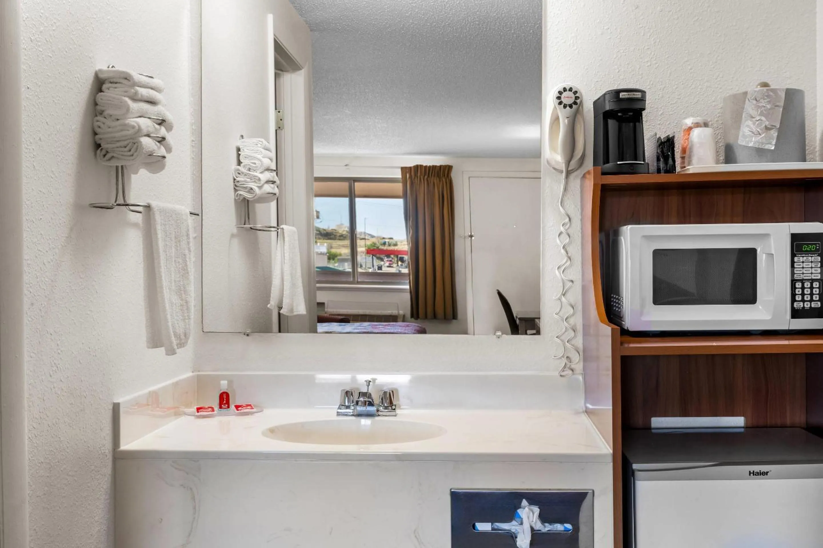 Bedroom in Econo Lodge Miles City I-94