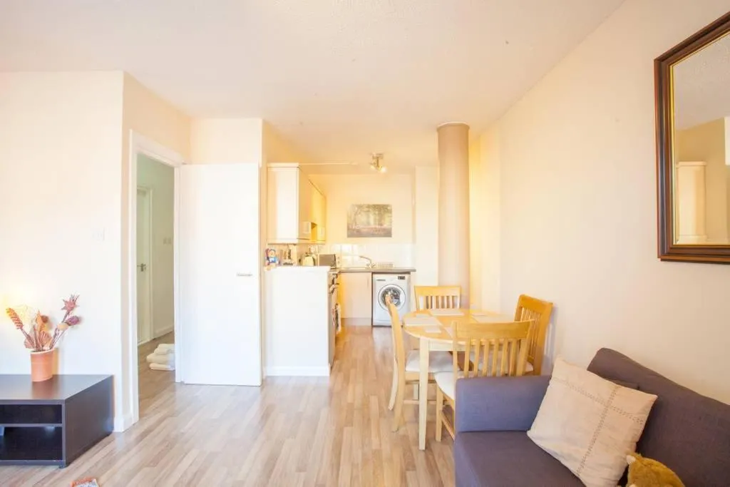 Stylish Merchant City Flat