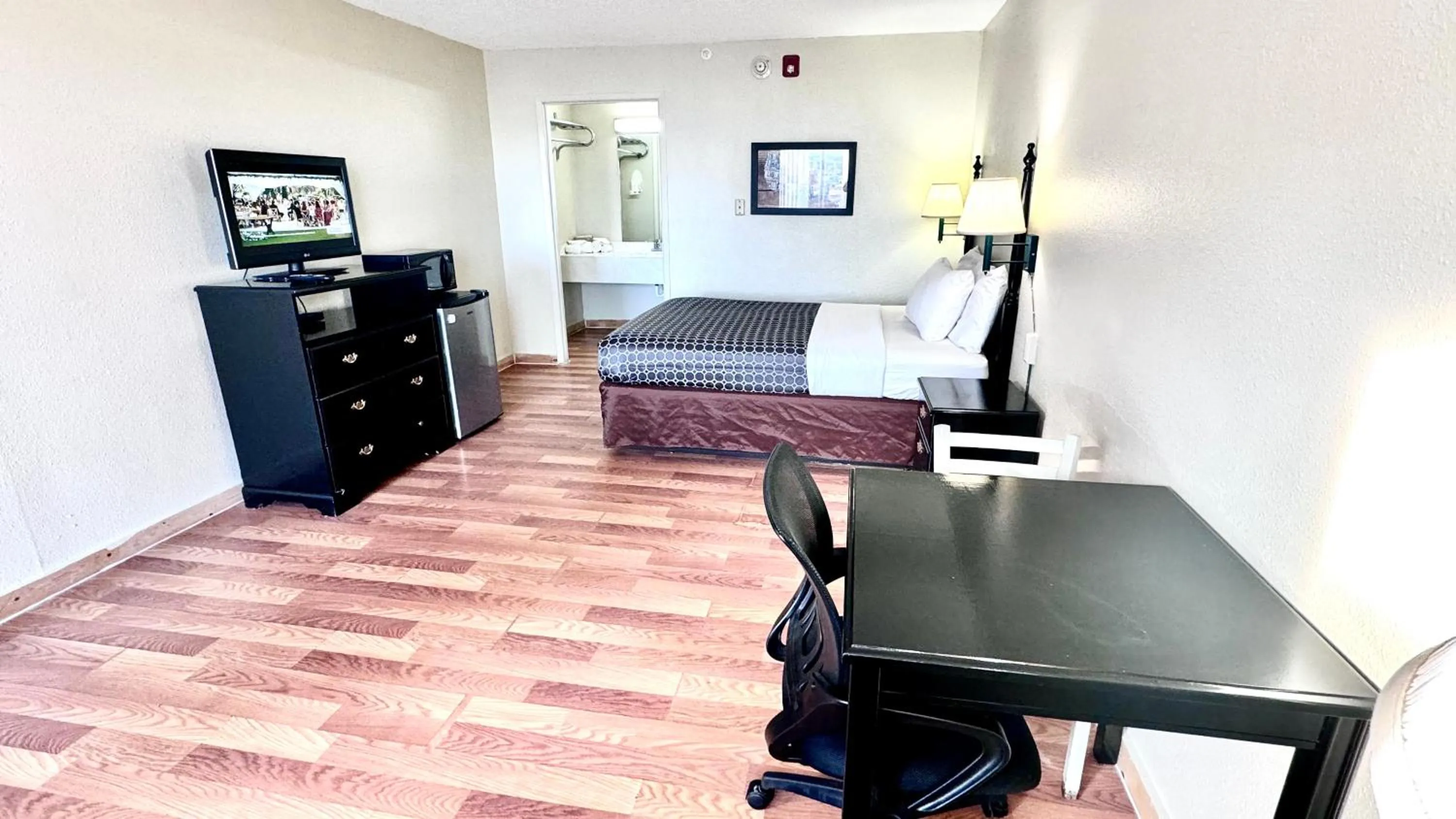 Bed in Mountain Home Inn