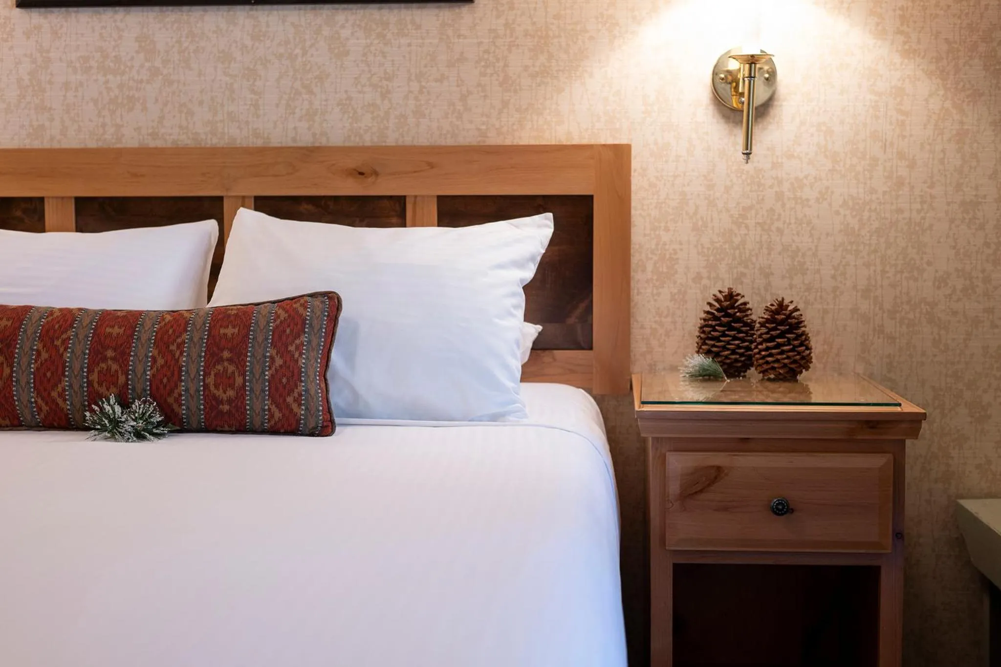 Bed in Olympic Village Inn Olympic Valley