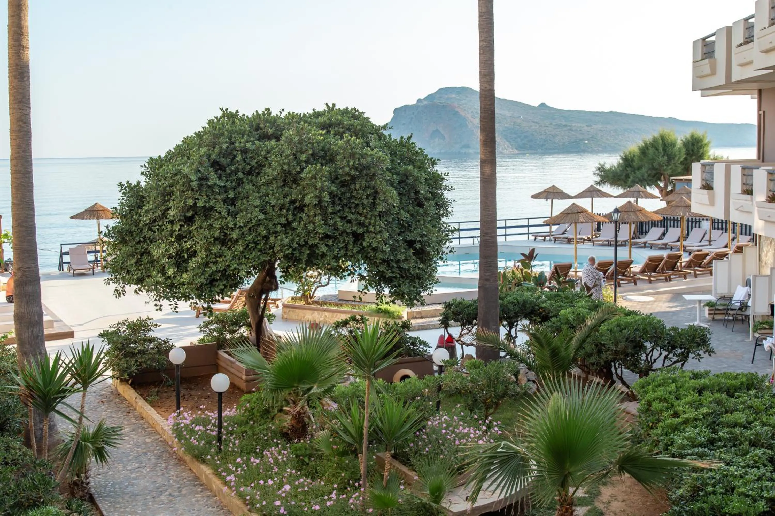 Hotel Haris on the beach