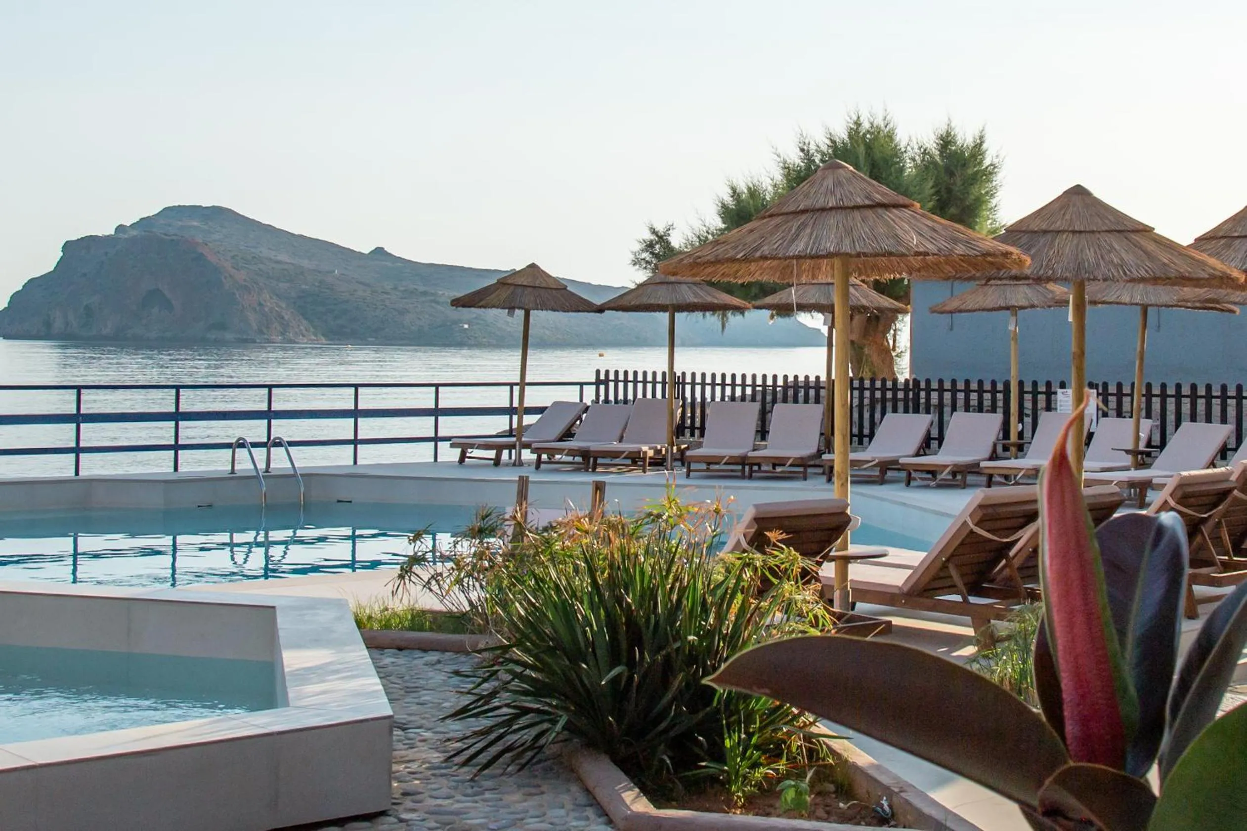 Patio in Hotel Haris on the beach