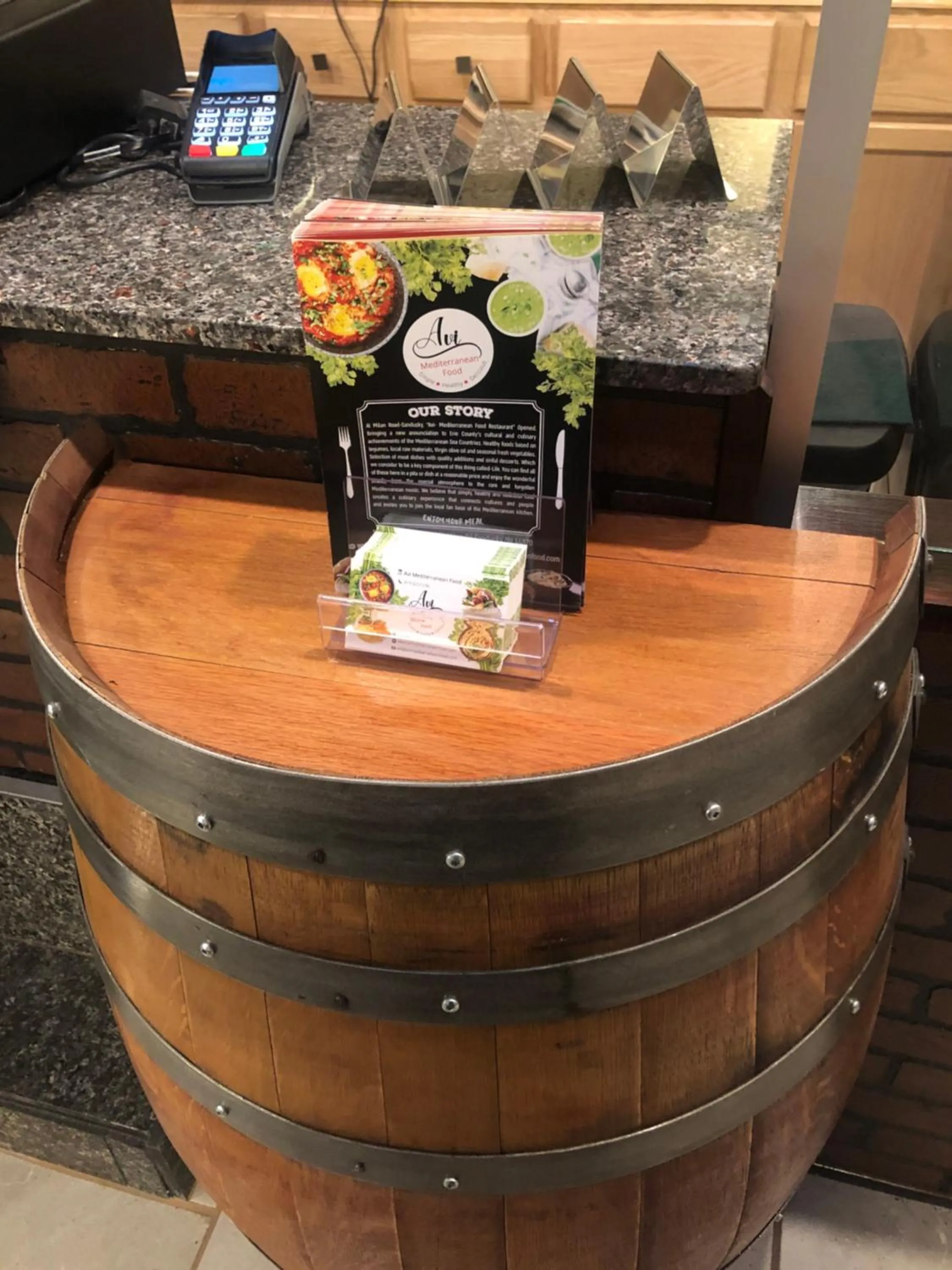 Restaurant/places to eat in Wolf Inn Hotel