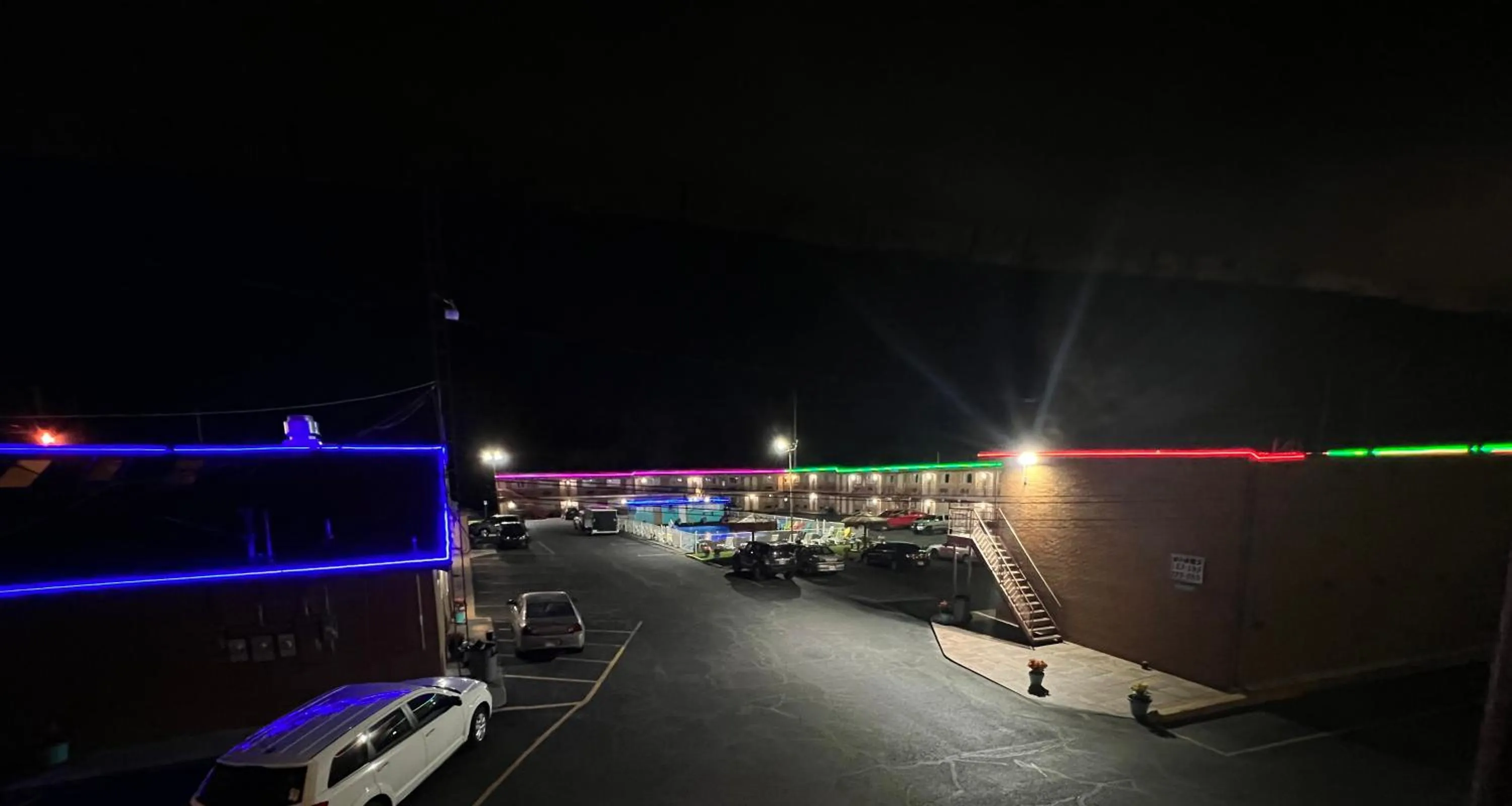 Parking in Wolf Inn Hotel