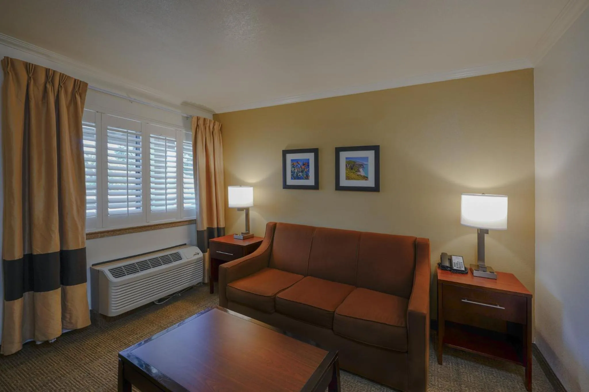 Living room in Comfort Inn