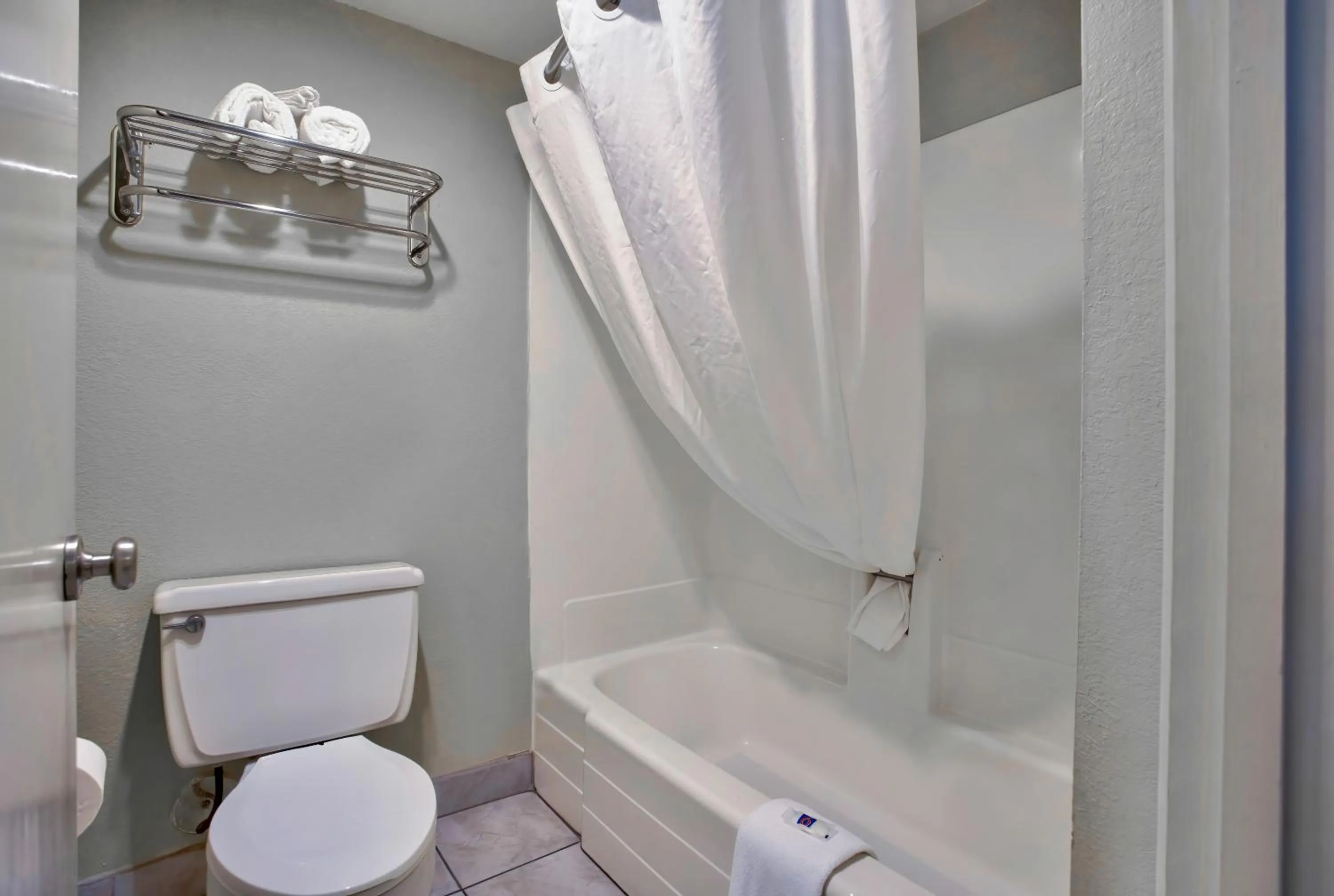 Bathroom in Motel 6 Willcox, AZ