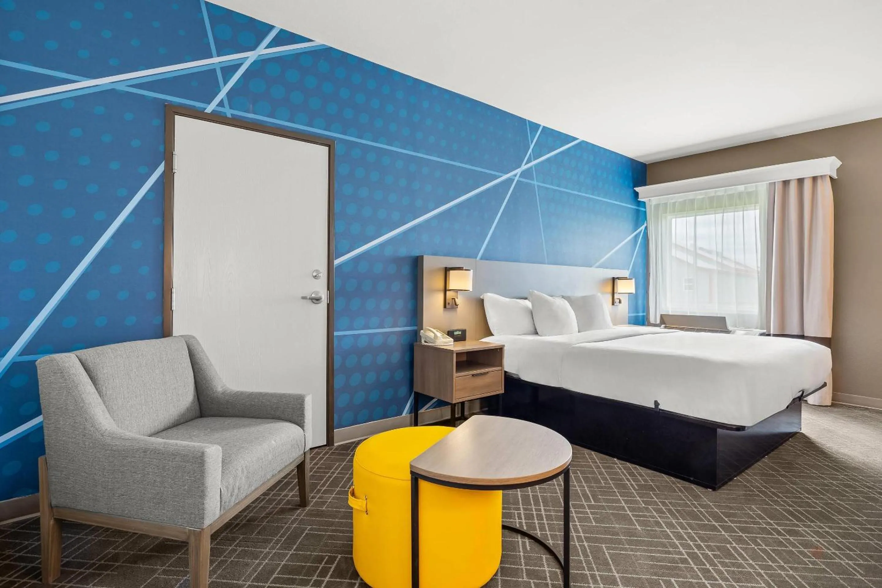 Bedroom, Bed in Comfort Inn Willow Springs US 60 and US 63