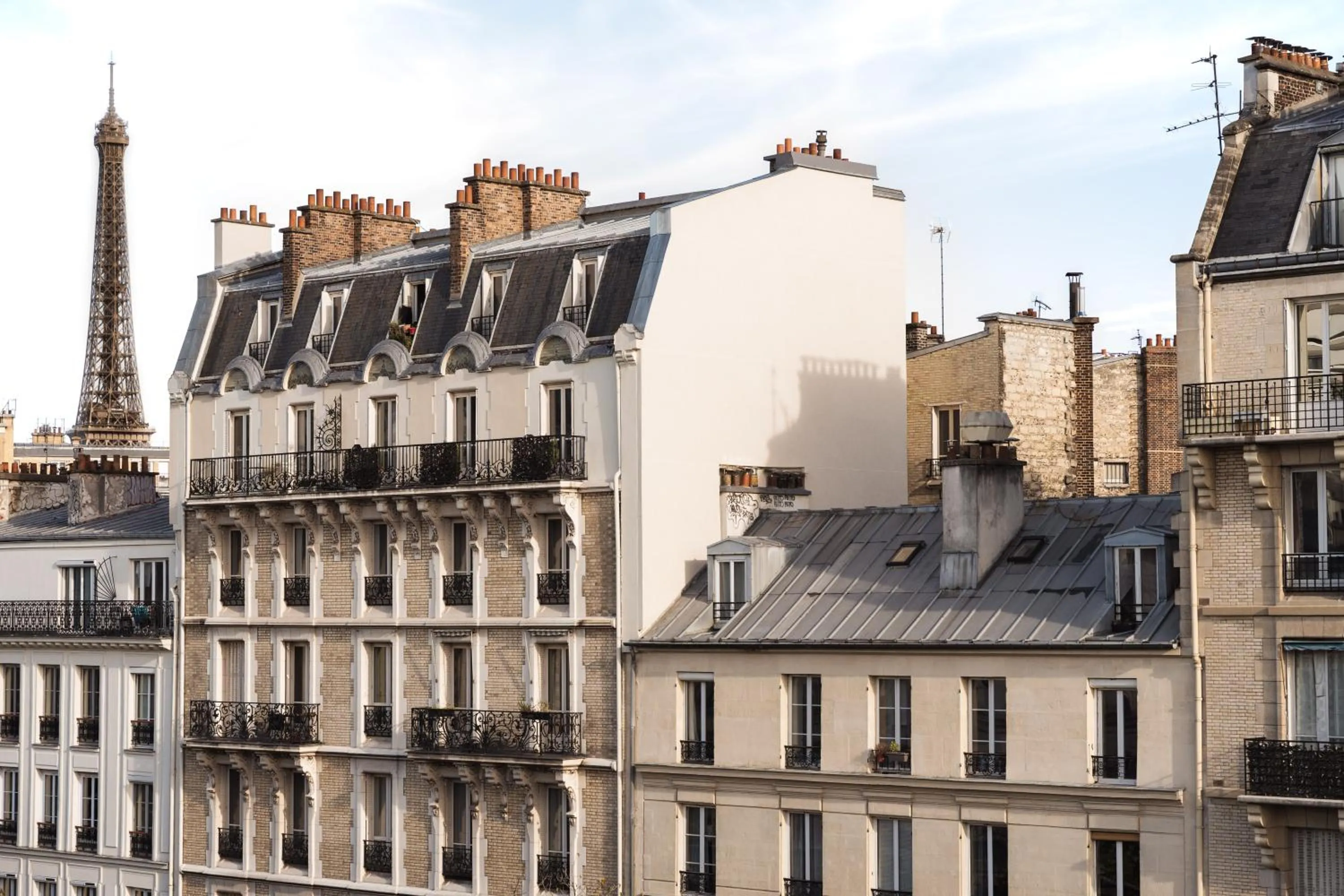 City view in Hôtel Eiffel Segur
