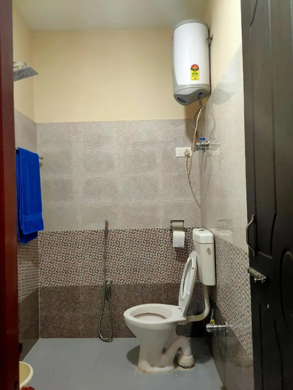 Bathroom in Great Eastern Valley Residency