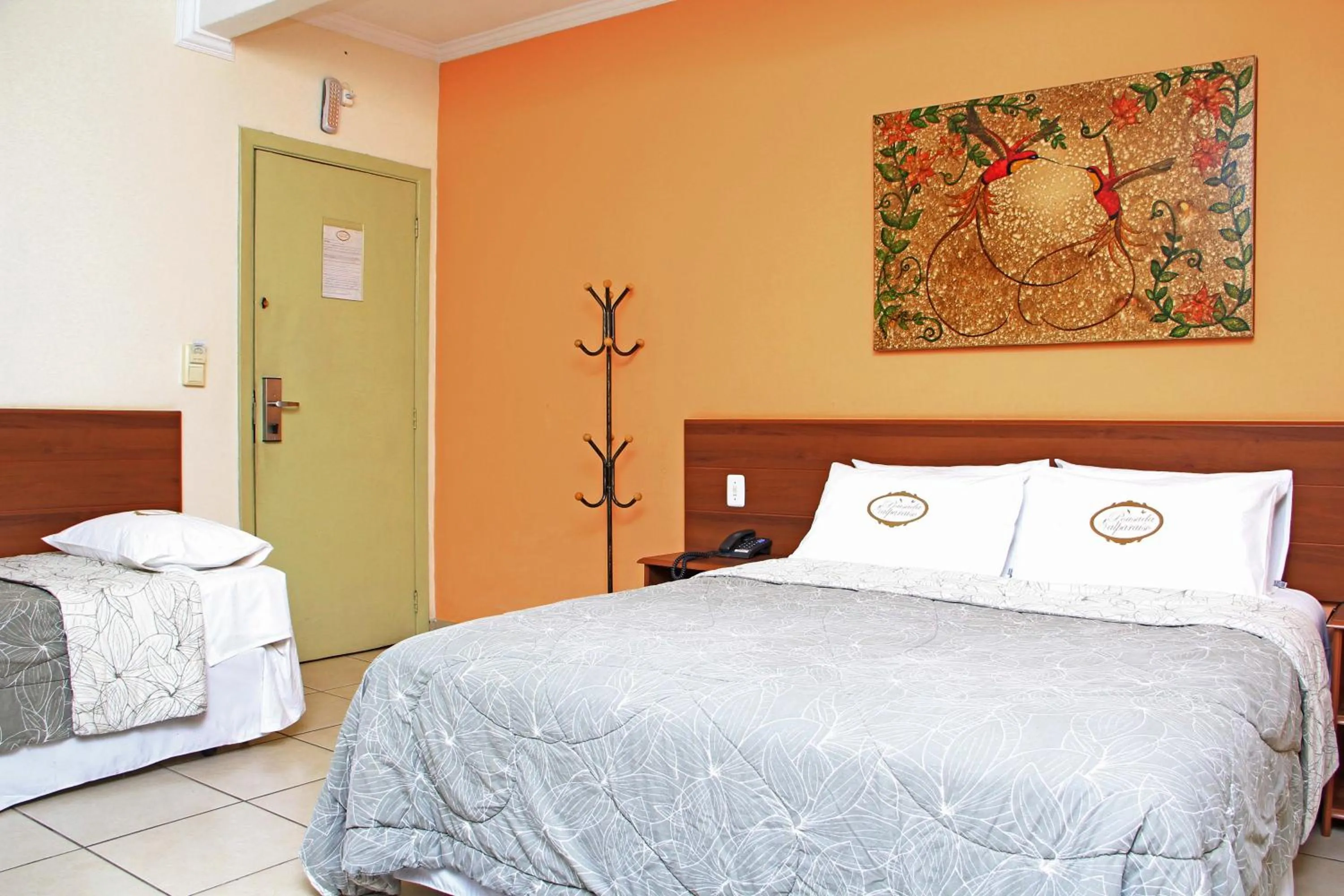 Bedroom, Bed in Hotel Valparaíso - Metrô Paraíso e 800m da Av Paulista