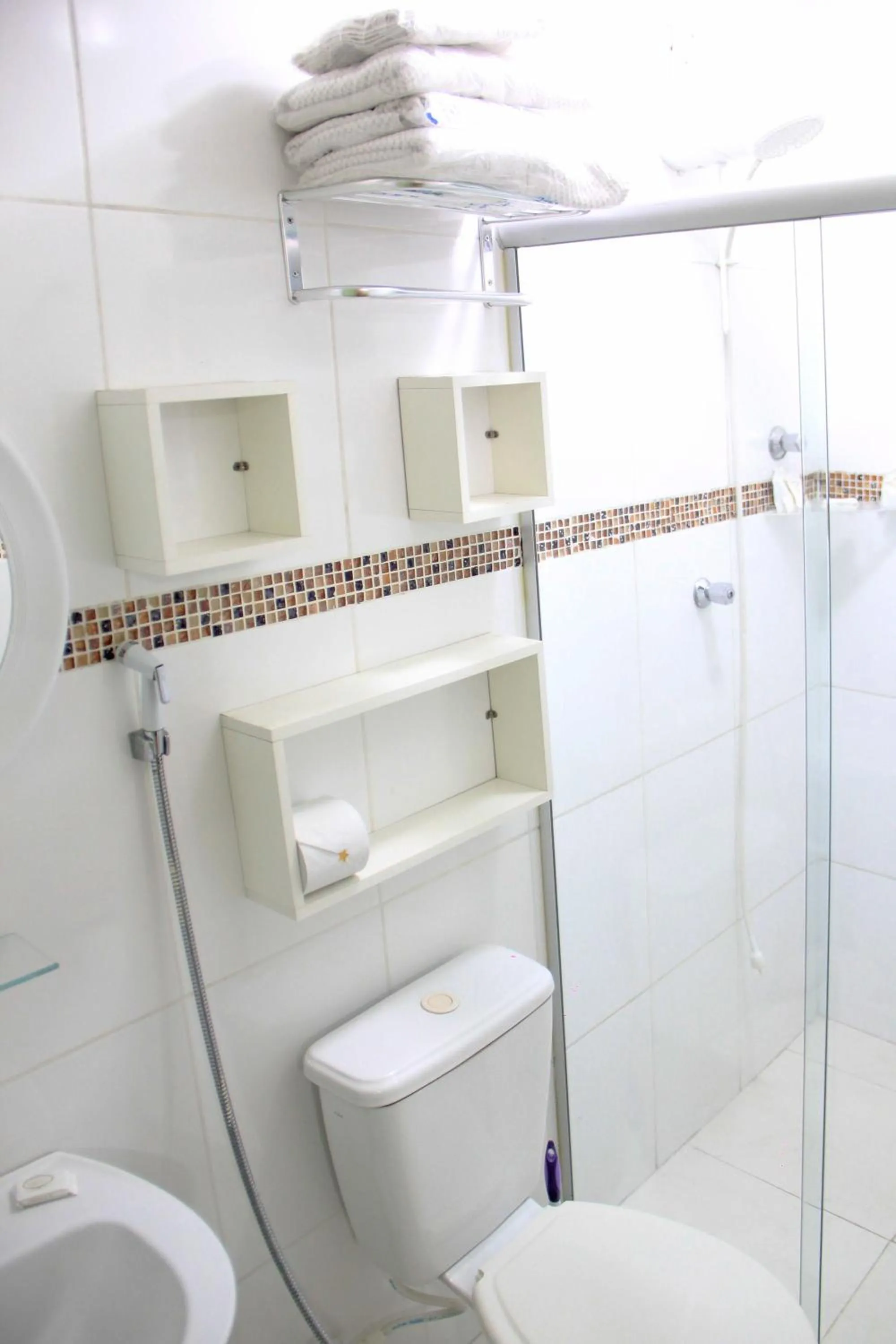 Shower in Hotel Valparaíso - Metrô Paraíso e 800m da Av Paulista