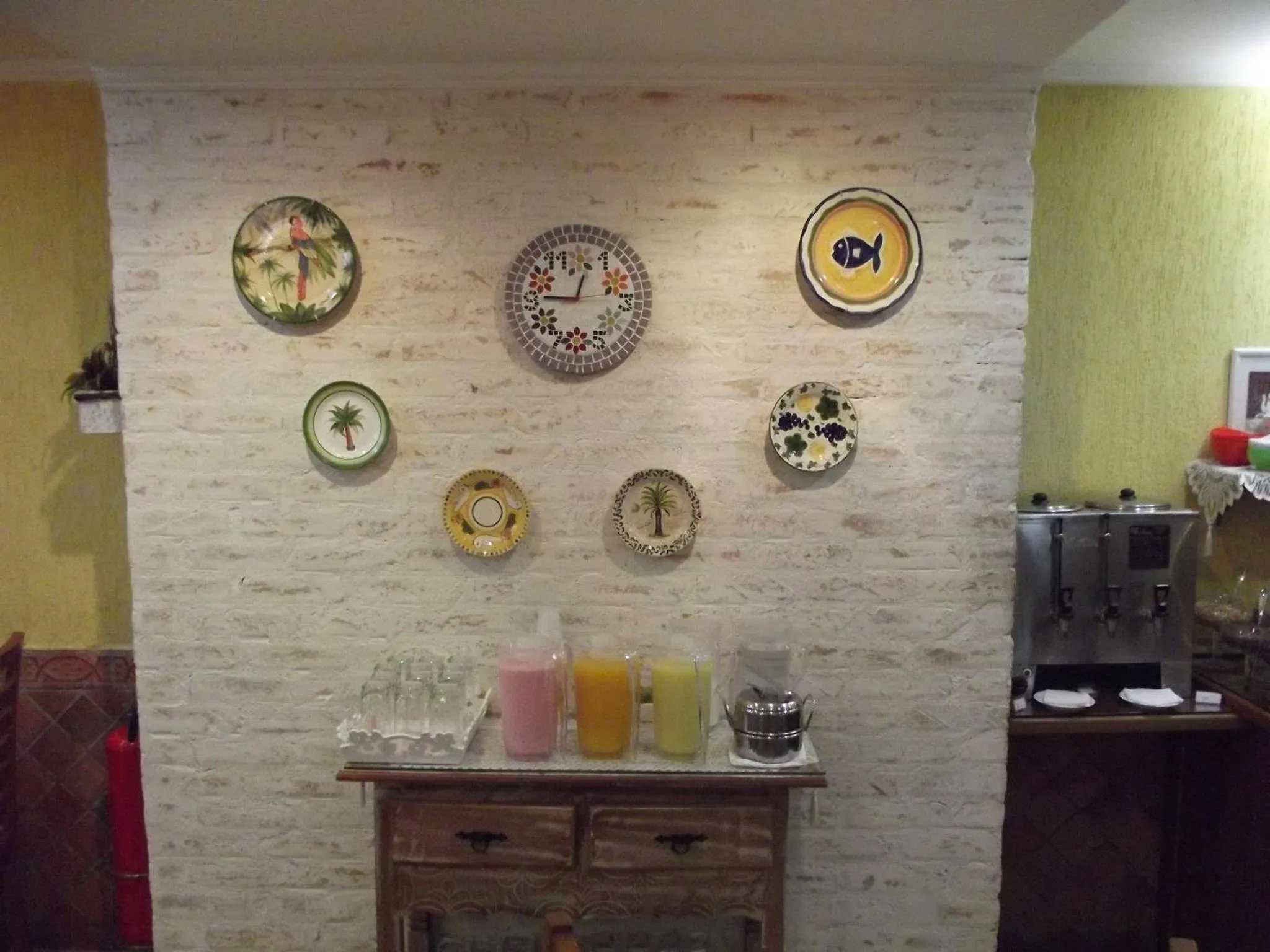 Restaurant/places to eat in Hotel Valparaíso - Metrô Paraíso e 800m da Av Paulista