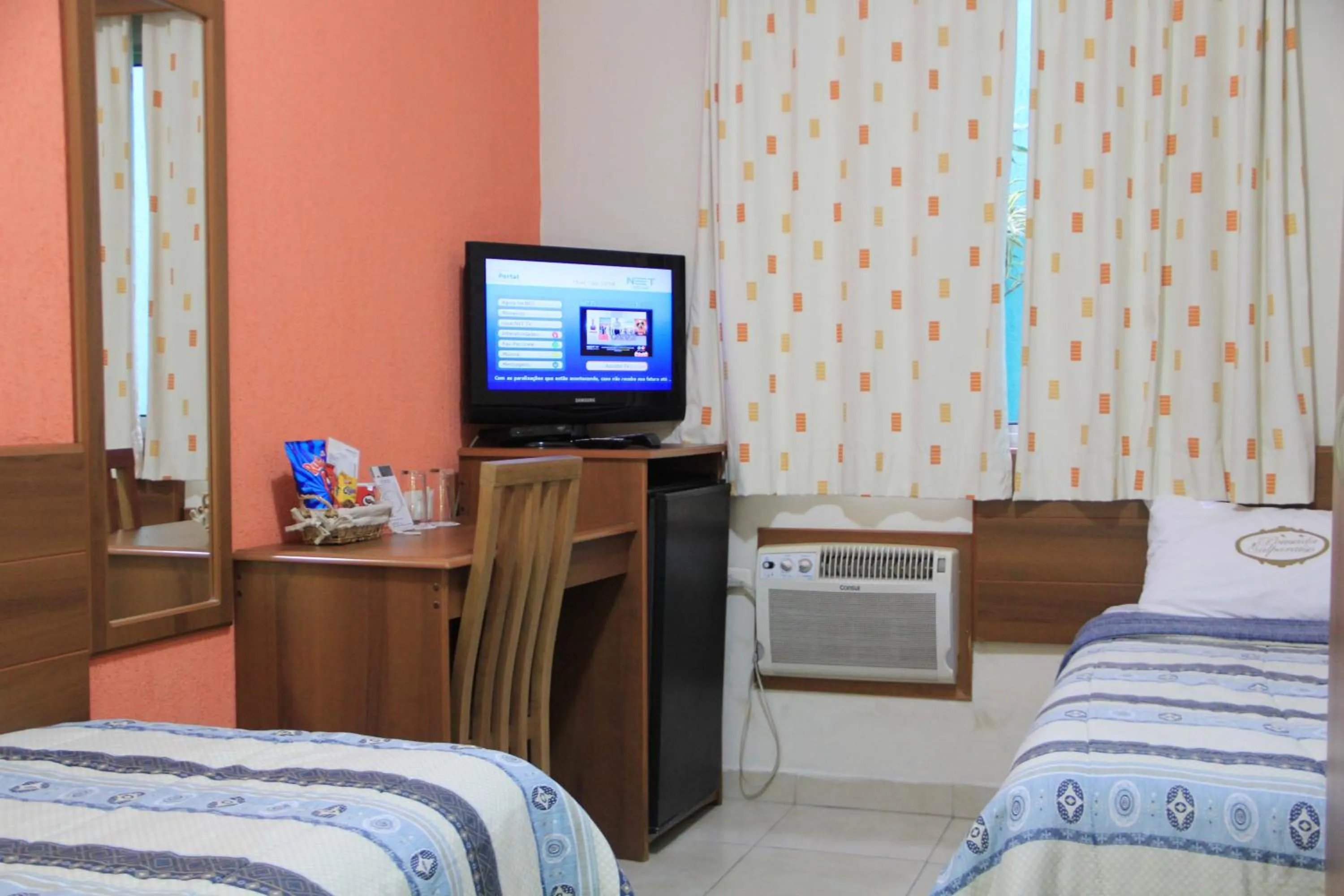 TV and multimedia, Bed in Hotel Valparaíso - Metrô Paraíso e 800m da Av Paulista