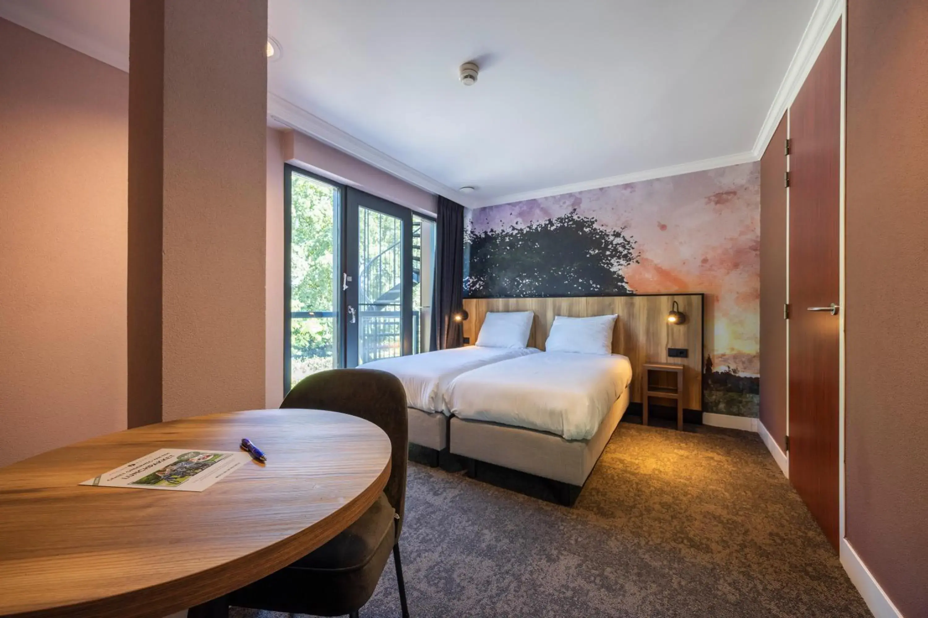 Photo of the whole room, Bed in Fletcher Hotel-Restaurant De Kempen Photo of the whole room, Bed in Fletcher Hotel-Restaurant De Kempen