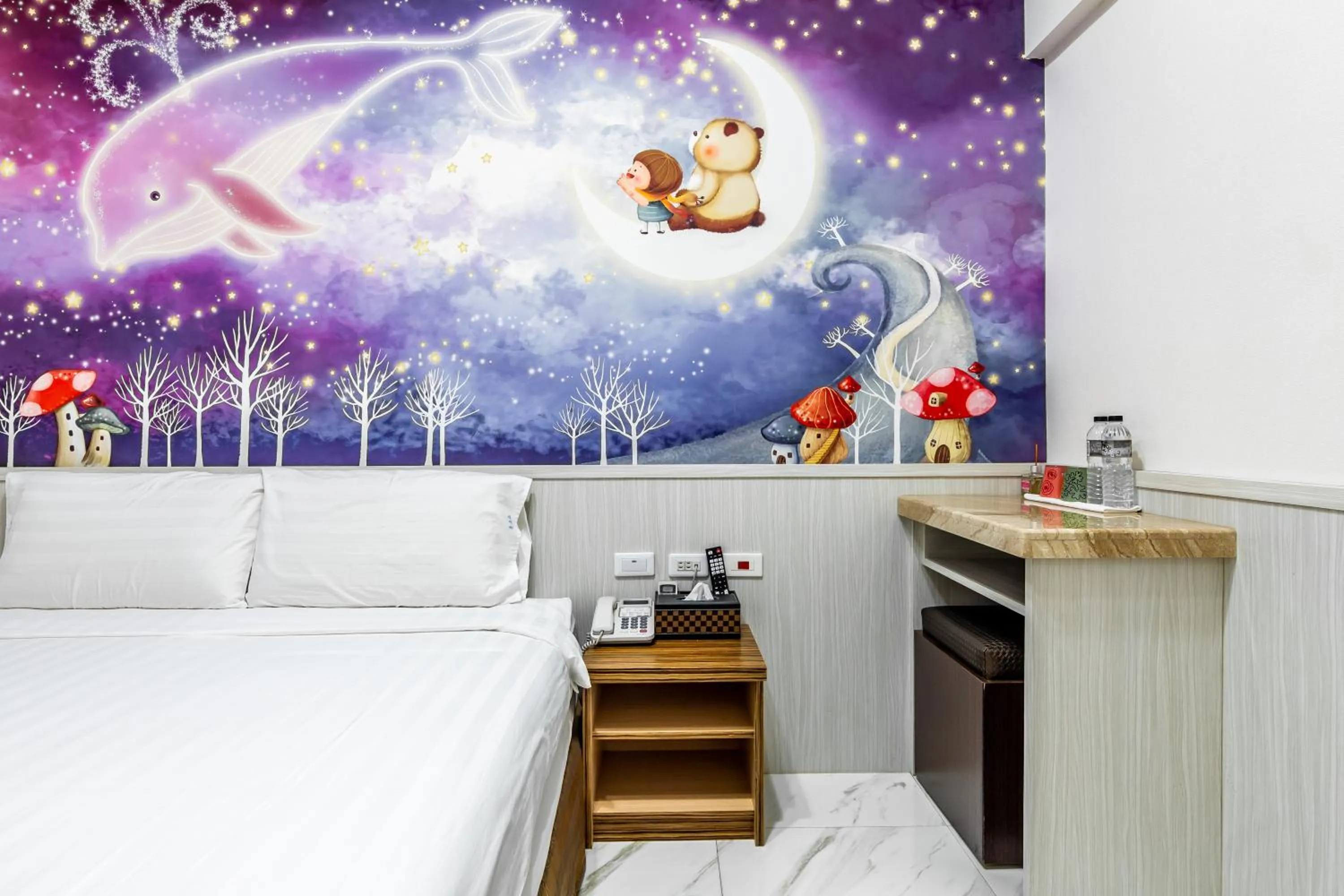 Decorative detail, Bed in Starry Home