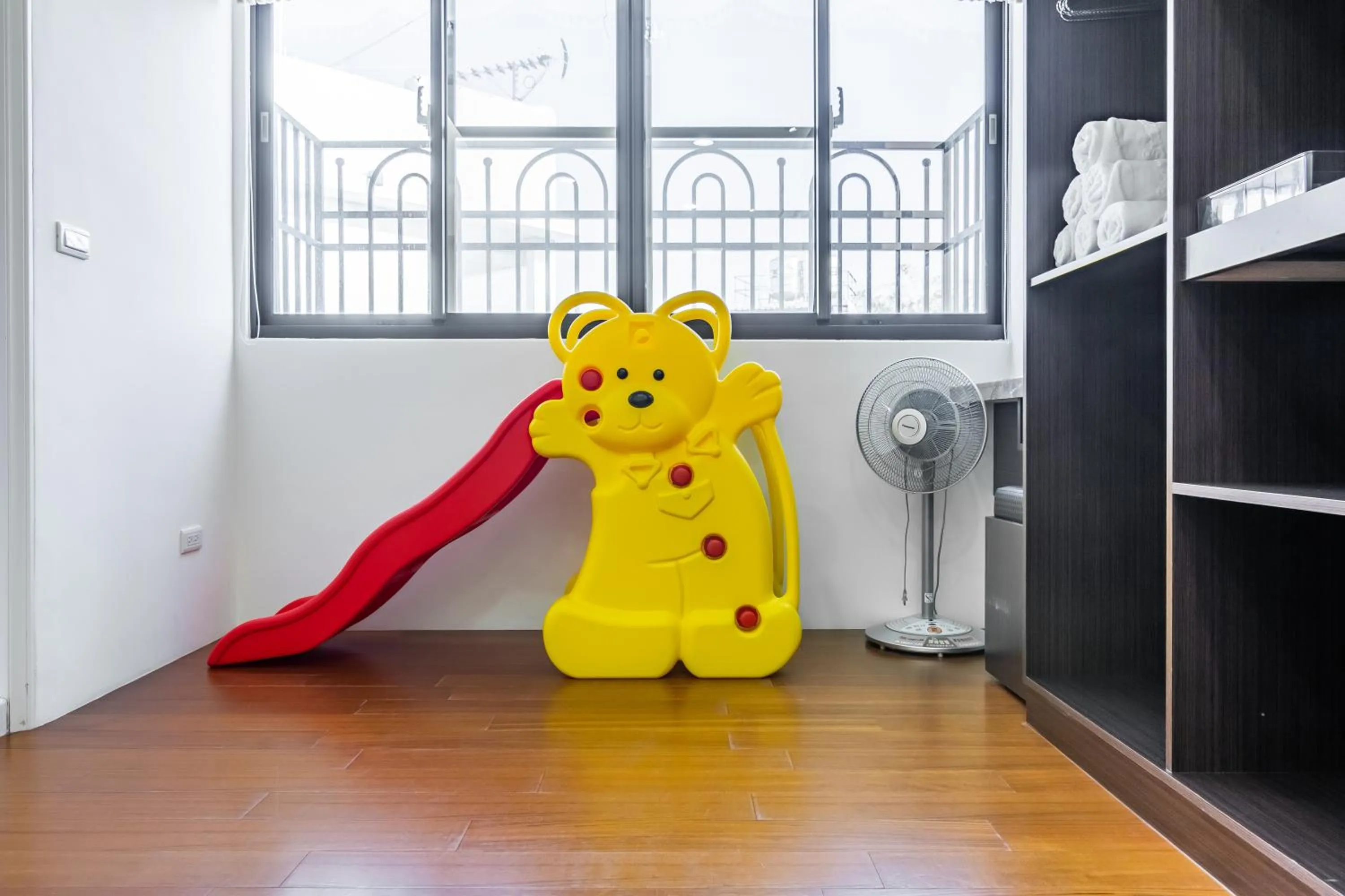 Decorative detail in Starry Home