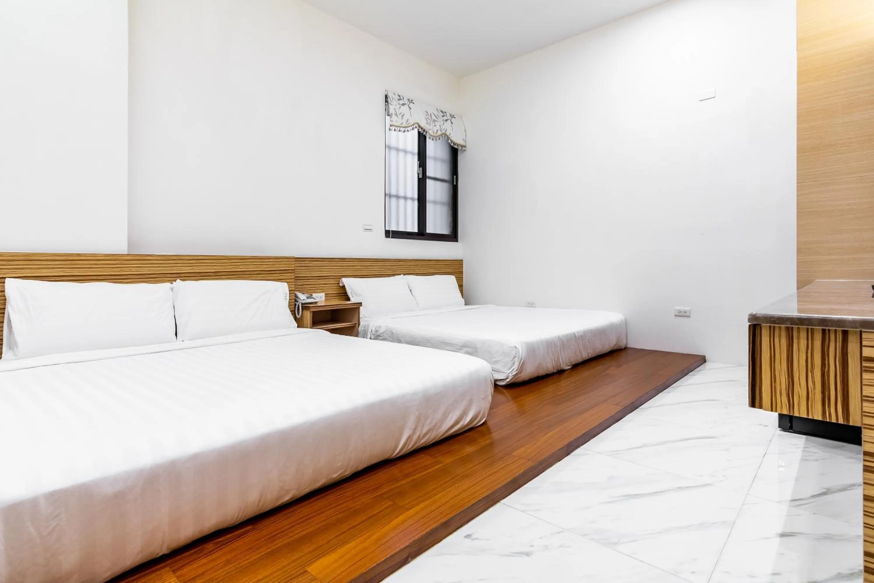 Decorative detail, Bed in Starry Home