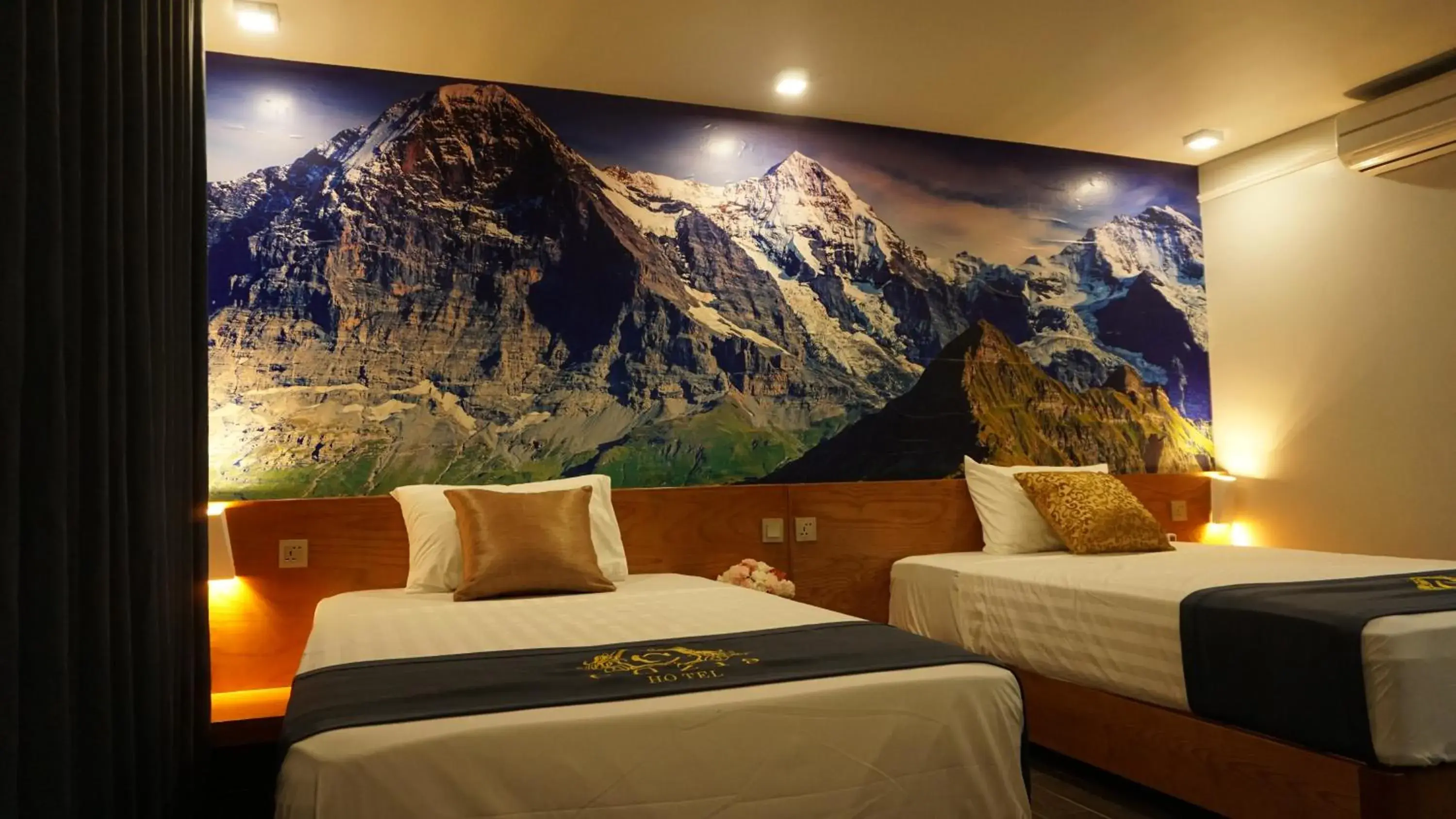 Twin Room in Cozi 9 Hotel Twin Room in Cozi 9 Hotel