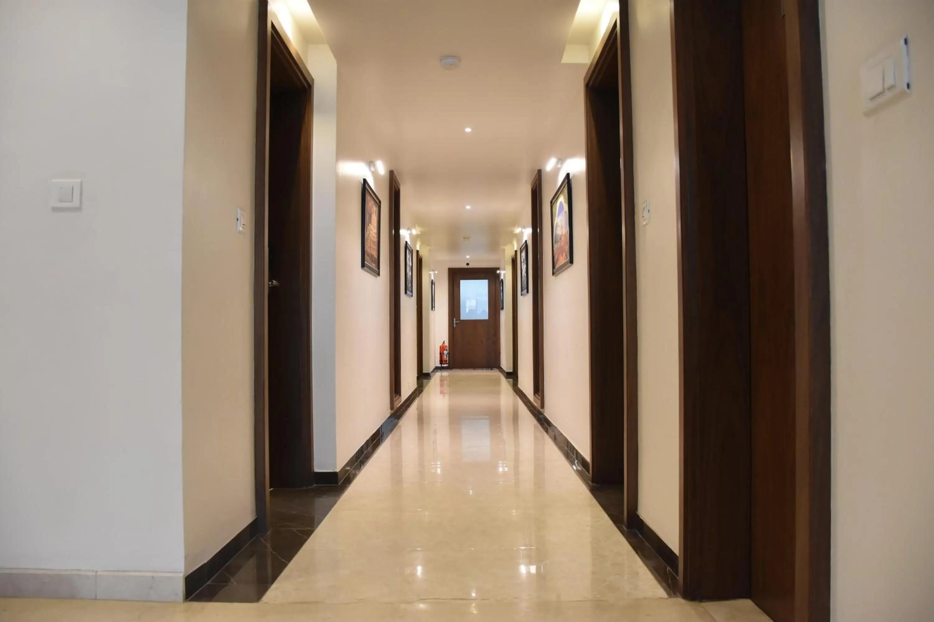 Area and facilities in Heritage Inn