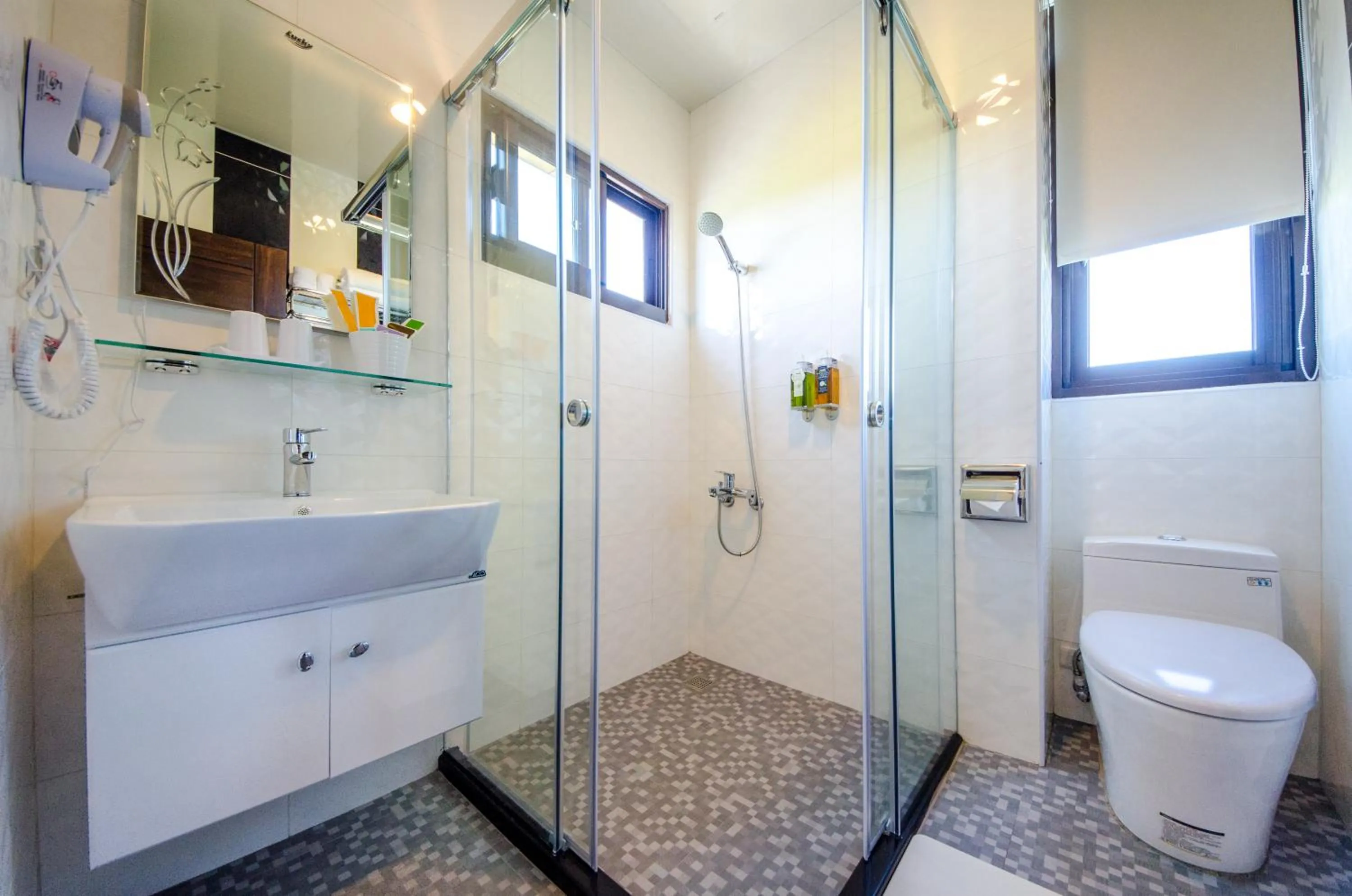 Bathroom in Maple Left Shore