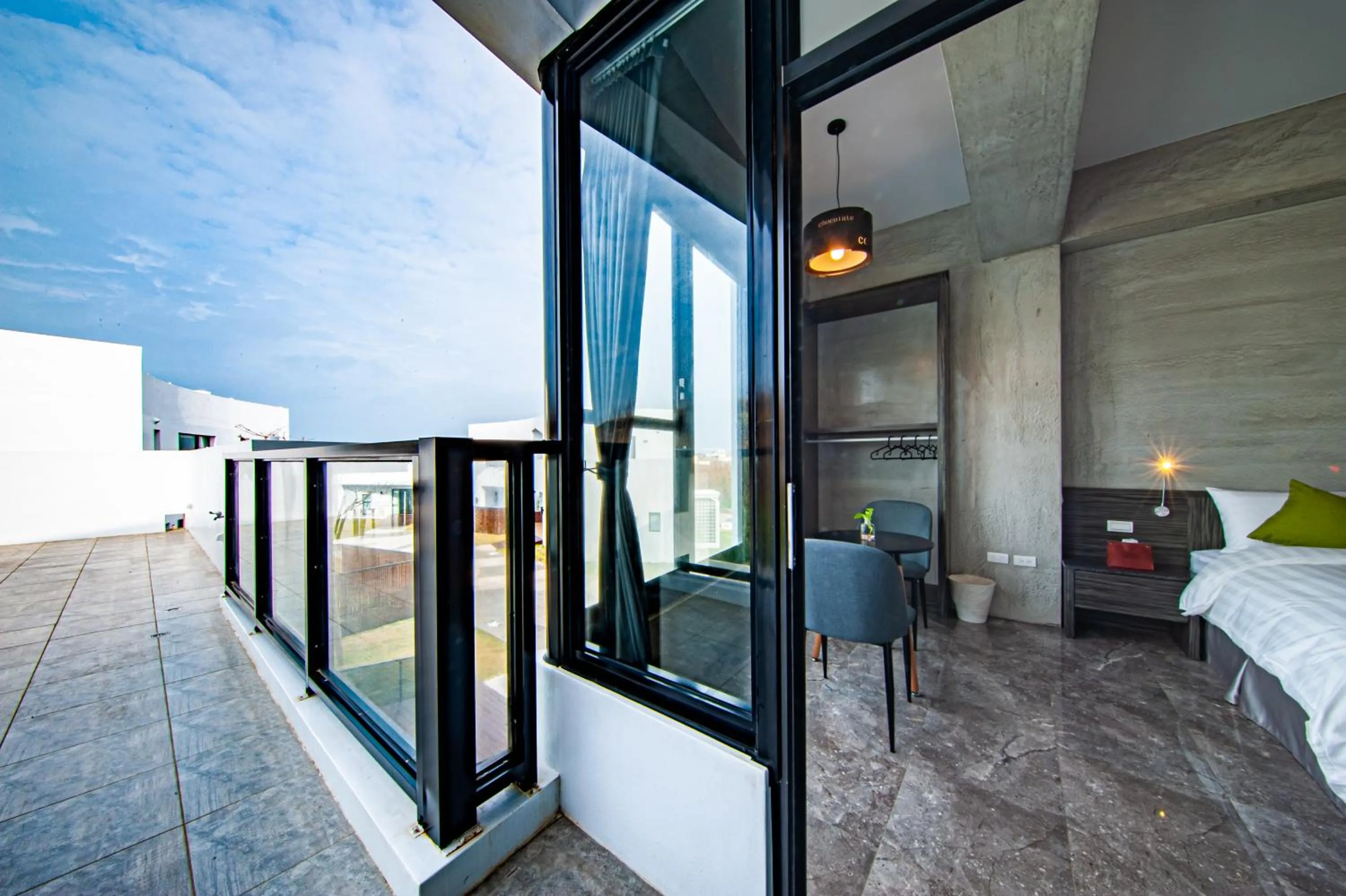 Balcony/Terrace, Bed in SH Villa