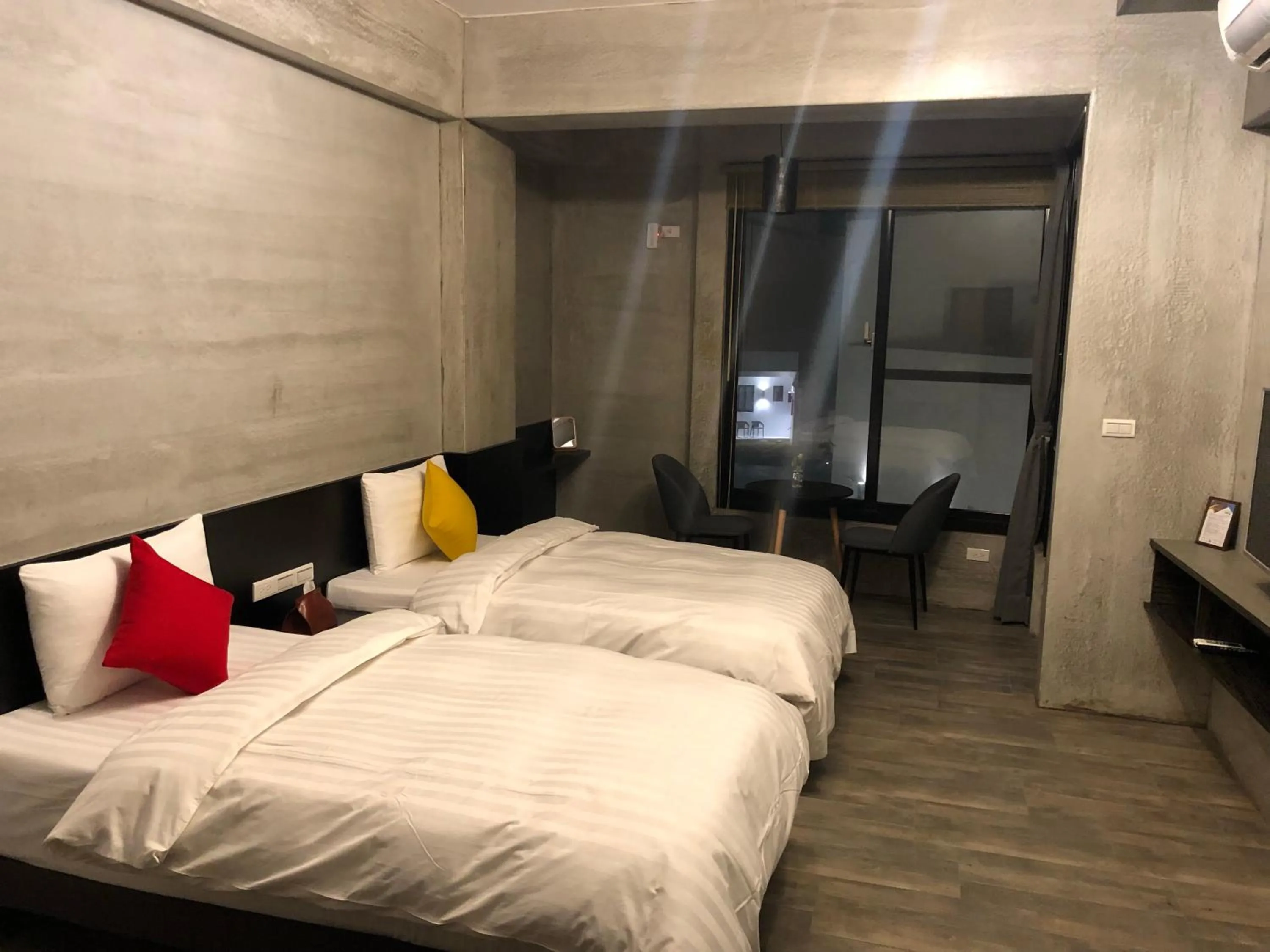 Photo of the whole room, Bed in SH Villa