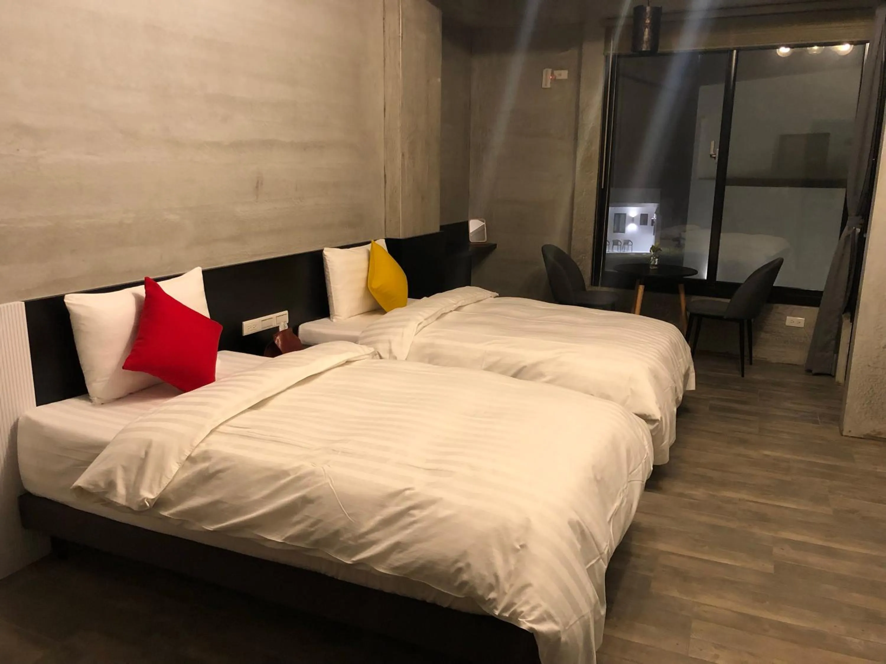 Photo of the whole room, Bed in SH Villa