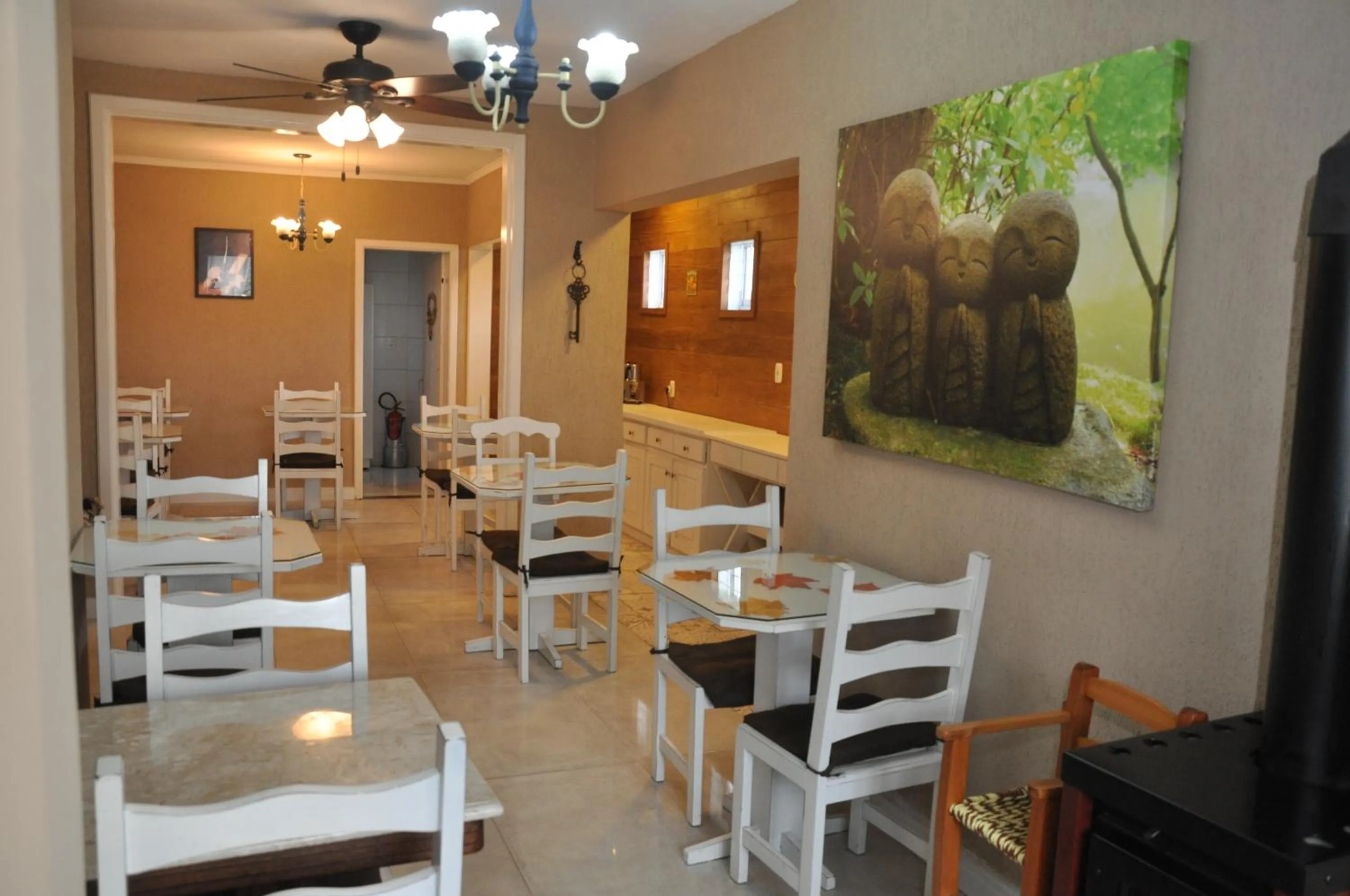 Restaurant/places to eat in Pousada Villa Vecchia