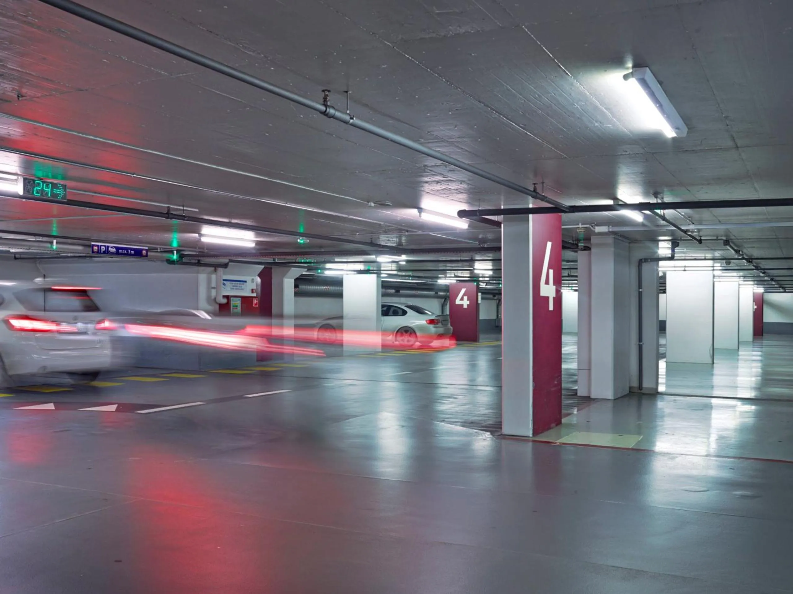 Parking in Mid Town Hotel Casablanca