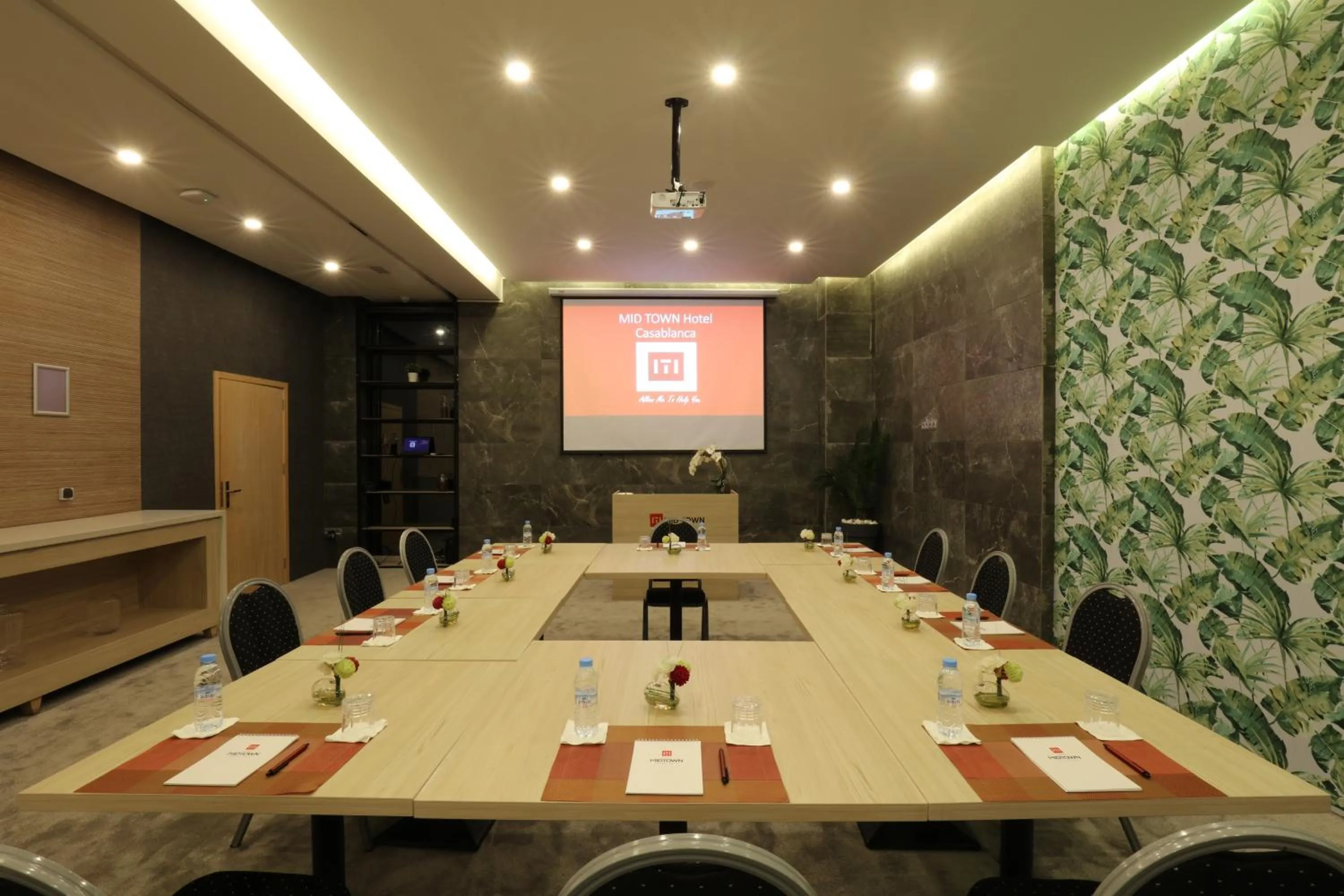 Meeting/conference room in Mid Town Hotel Casablanca