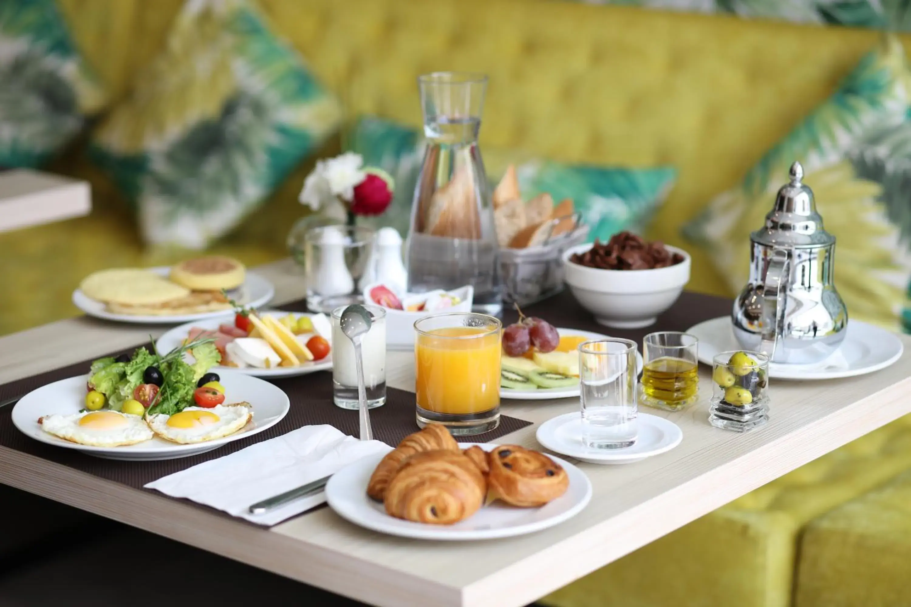 Food and drinks in Mid Town Hotel Casablanca Food and drinks in Mid Town Hotel Casablanca