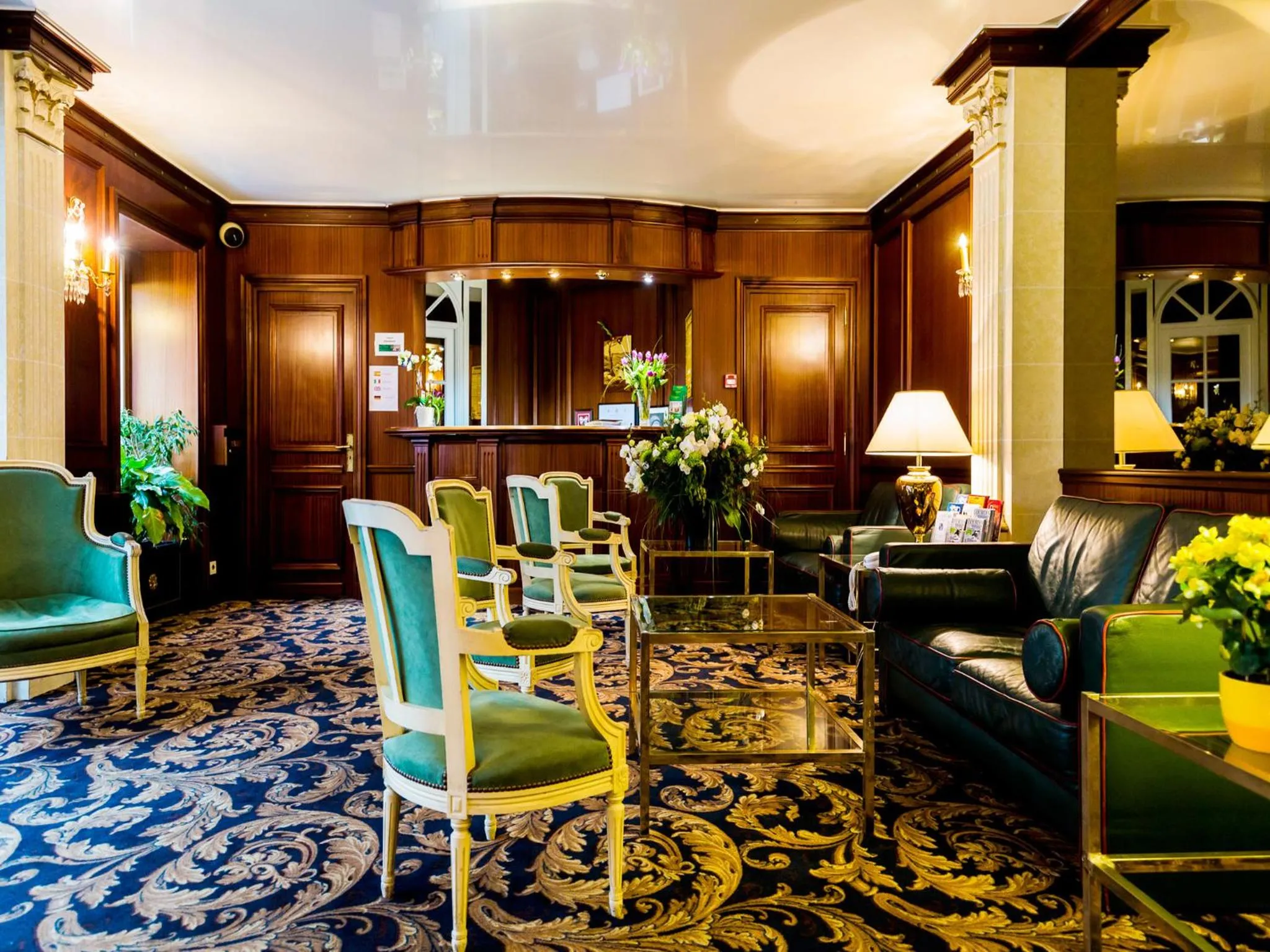 Lobby or reception in Hôtel Irlande